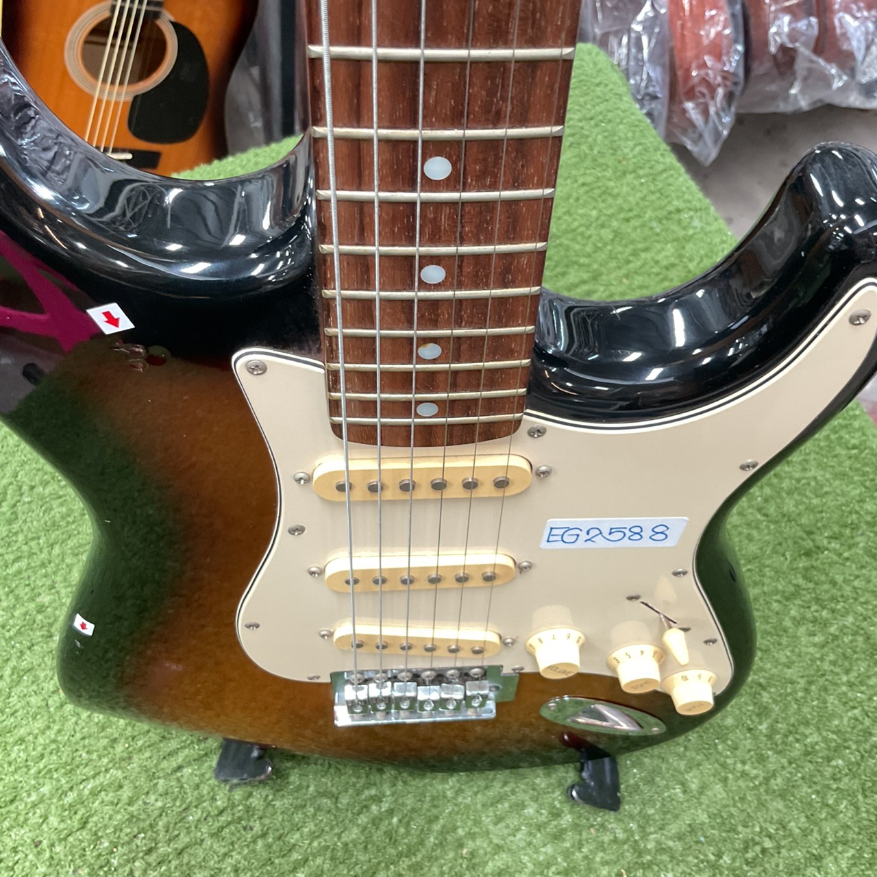 กีต้าร์ไฟฟ้า Photogenic