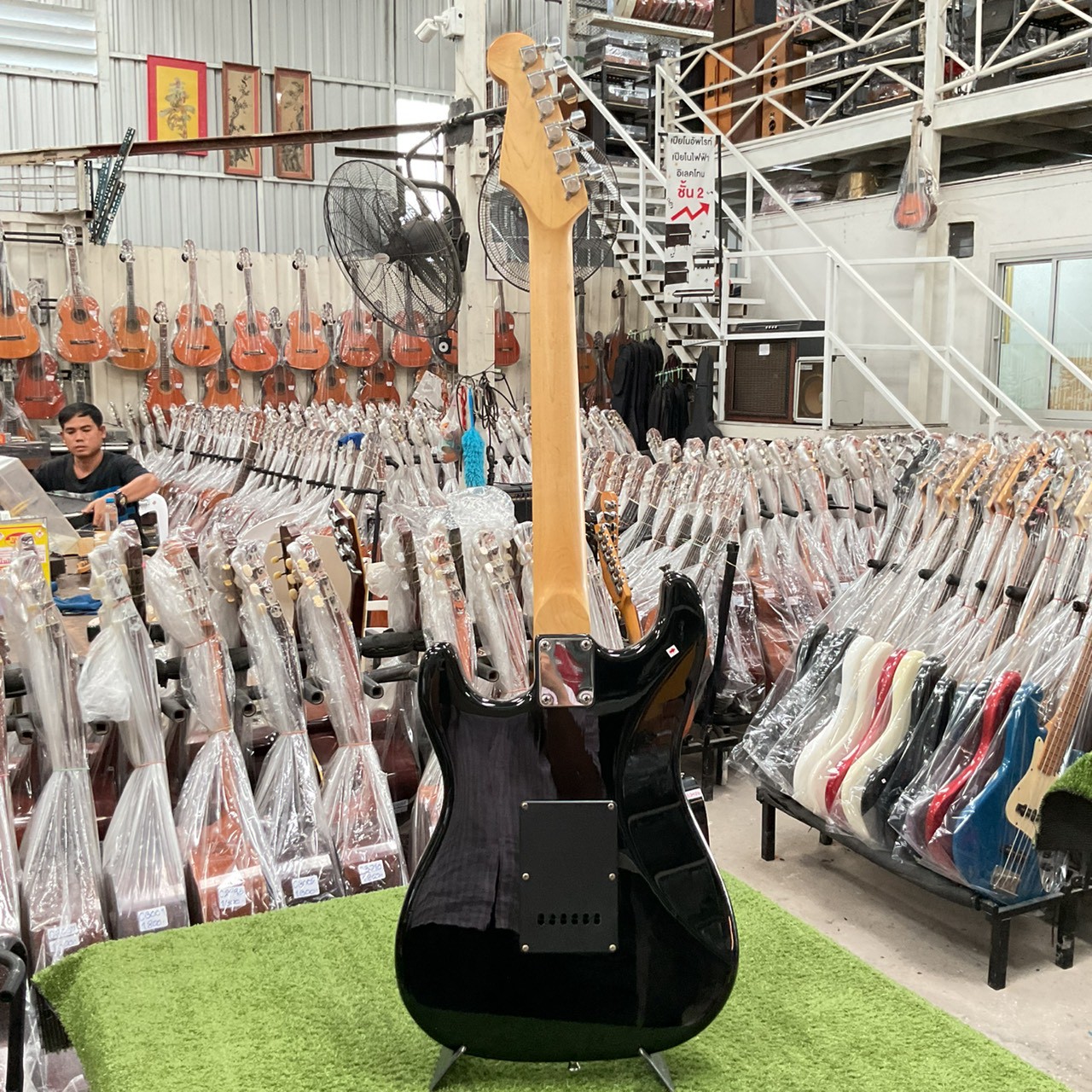 กีต้าร์ไฟฟ้า SELDER