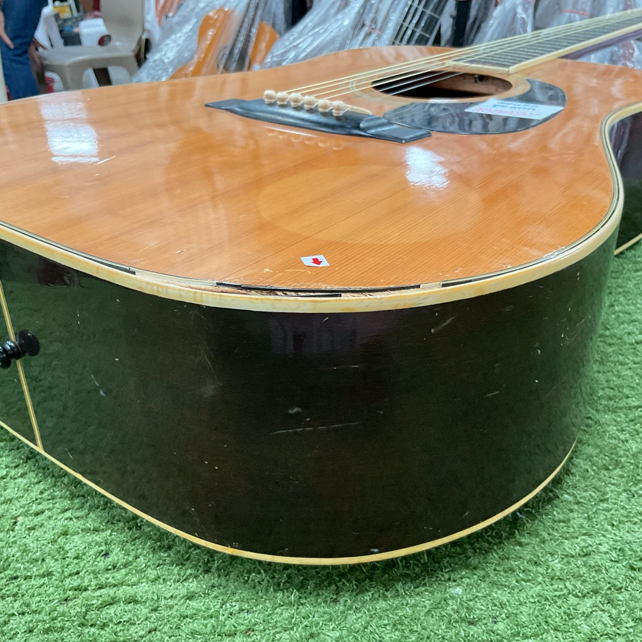 กีต้าร์โปร่ง Yamaki