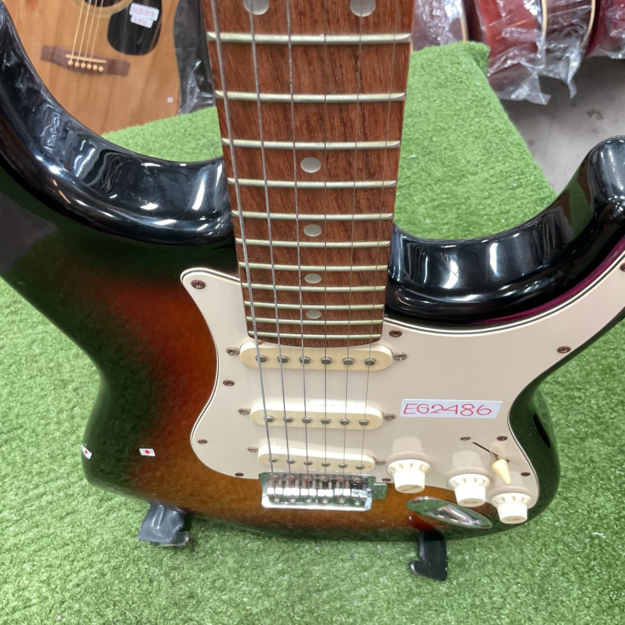 กีต้าร์ไฟฟ้า Legend