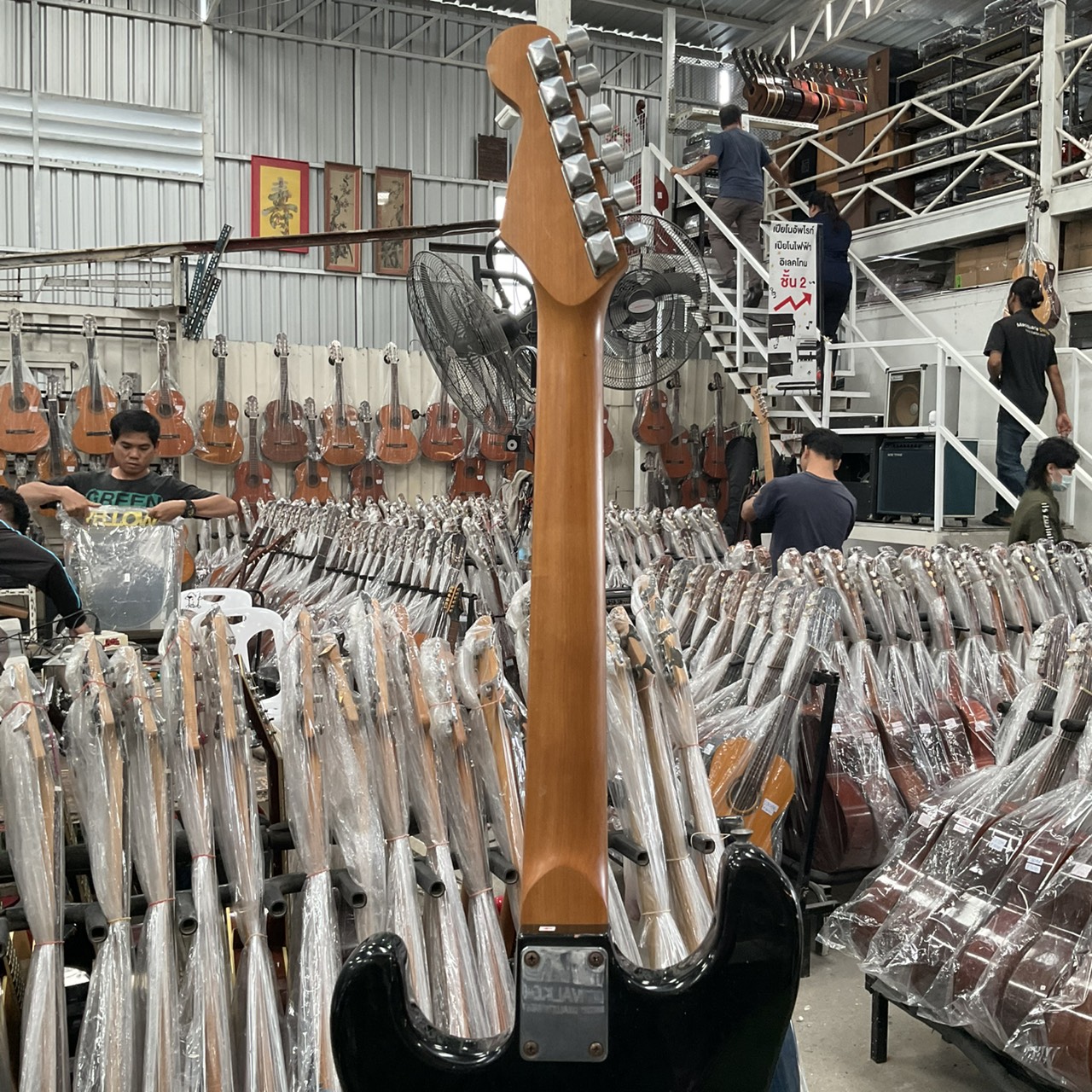 กีต้าร์ไฟฟ้า Photogenic : TRADITIONAL