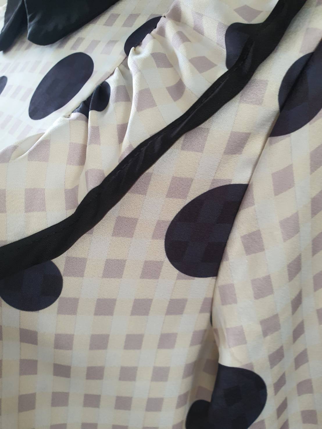 FF05477 เสื้อแฟชั่น ลายตาราง น่ารักๆ