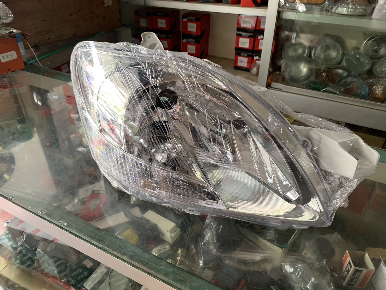 โคมไฟหน้า TOYOTA VIOS 2008 GEN2