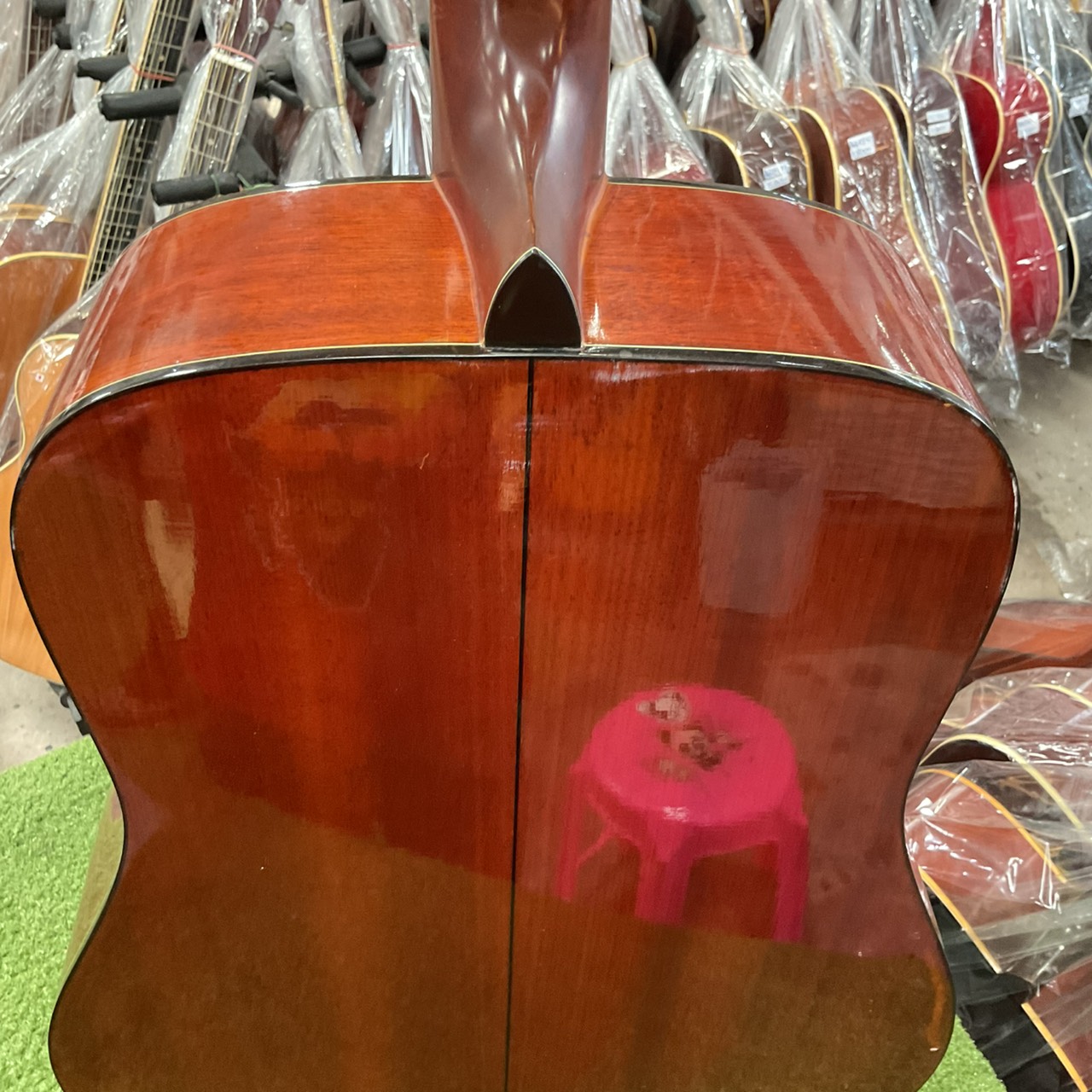 กีต้าร์โปร่ง MORRIS : M-01NAT