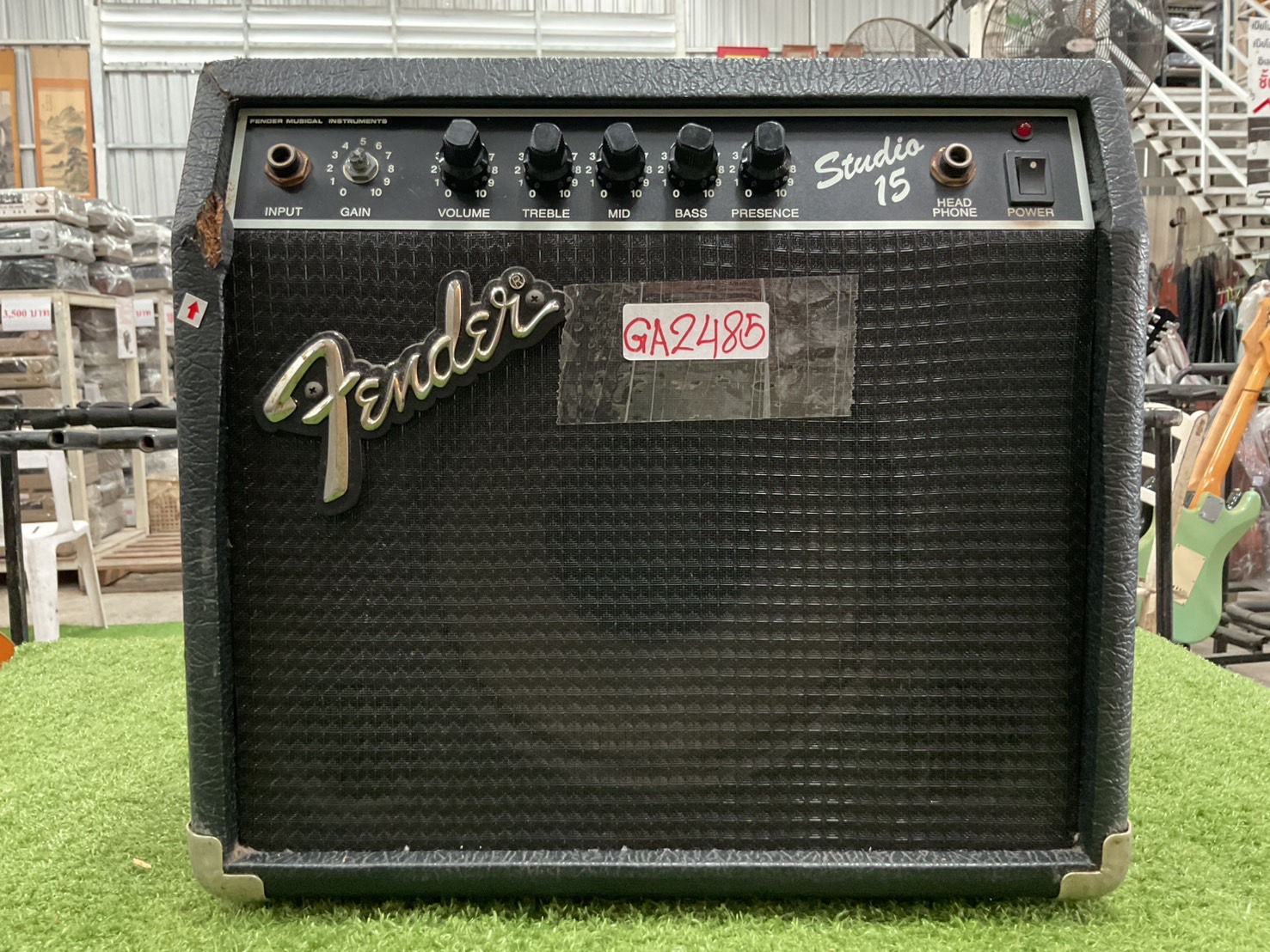 แอมป์กีต้าร์ Fender : ST-15