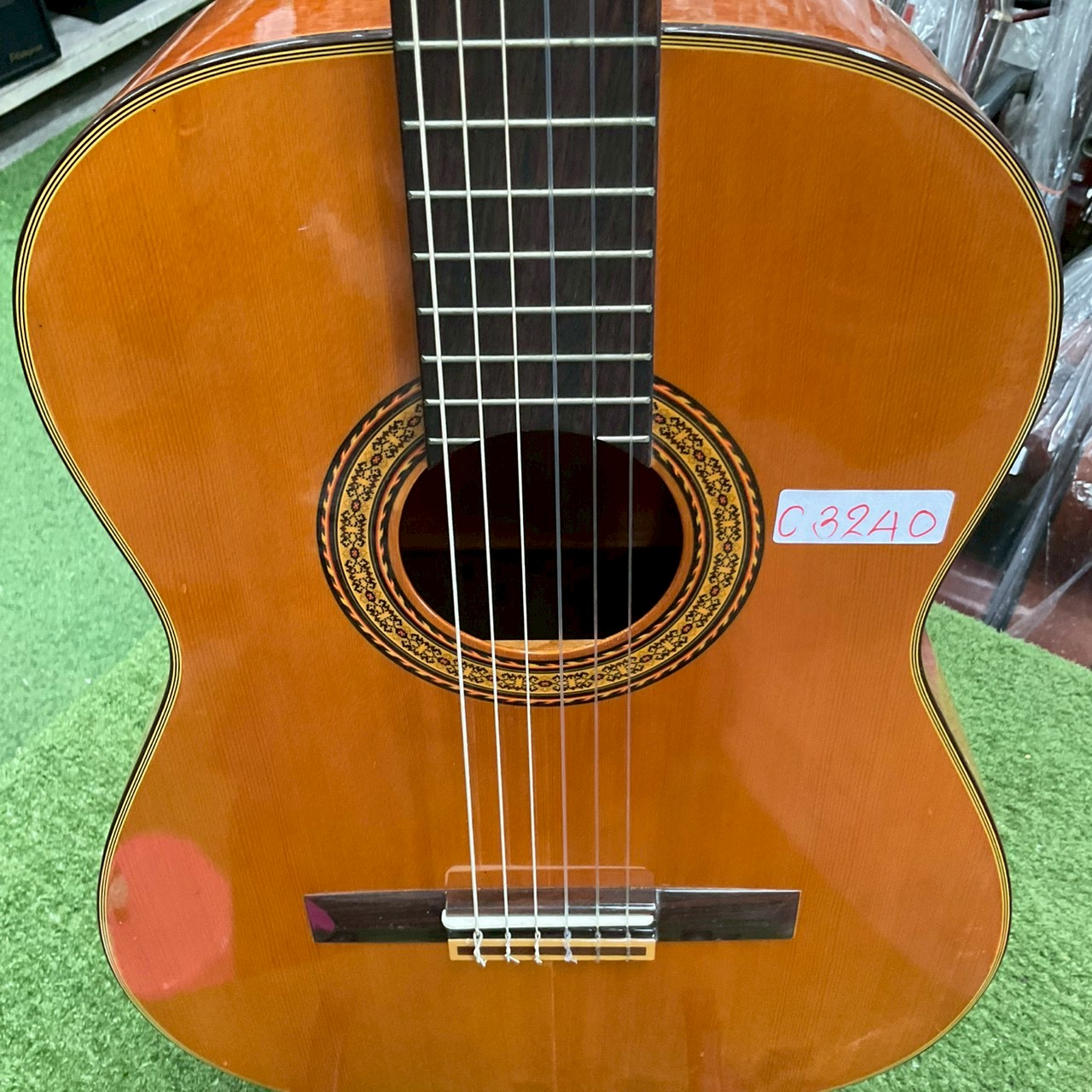 กีต้าร์คลาสสิค Abe : No.320