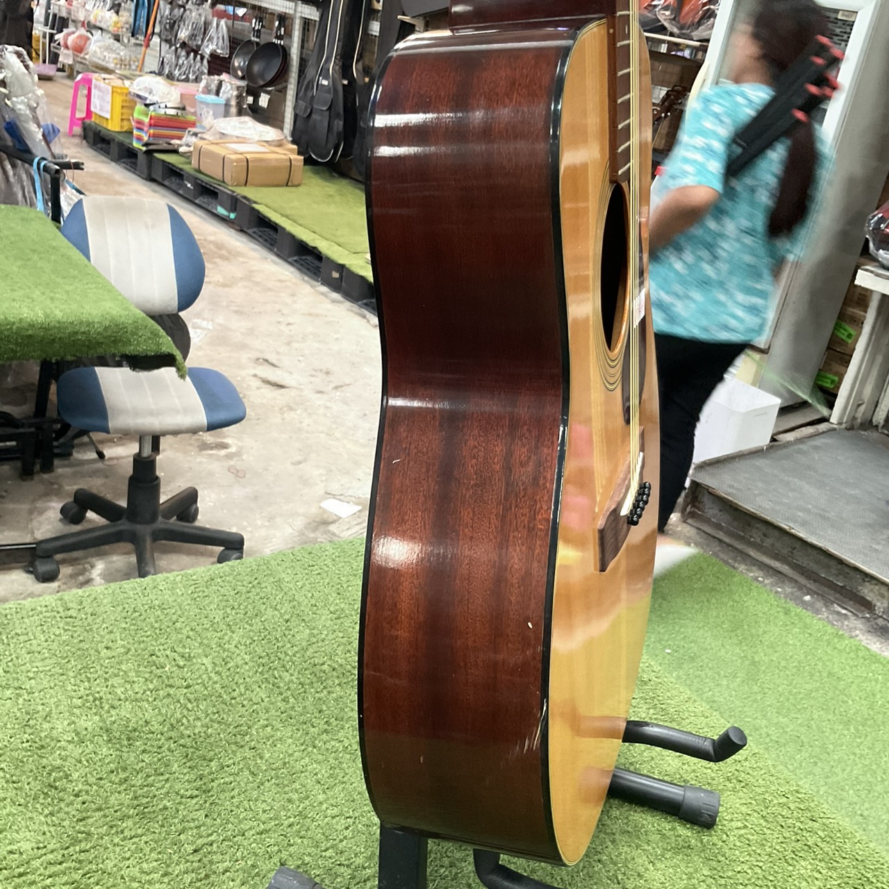 กีต้าร์โปร่ง YAMAHA : FG-160