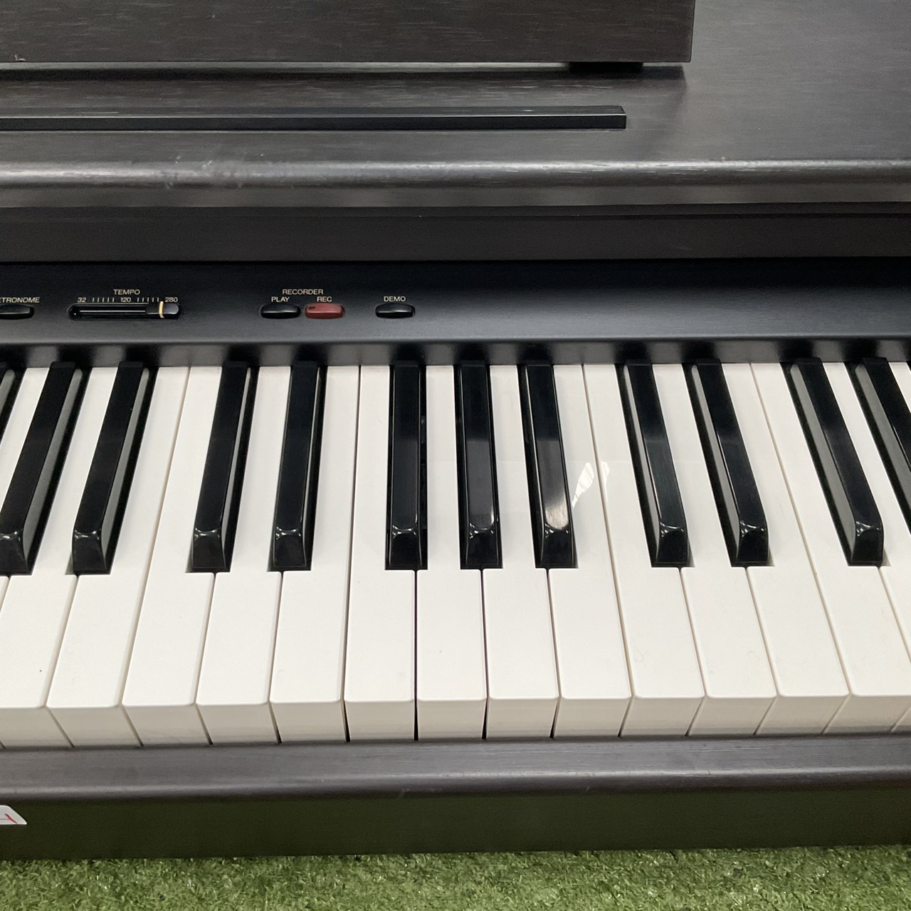เปียโน YAMAHA : YDP-88