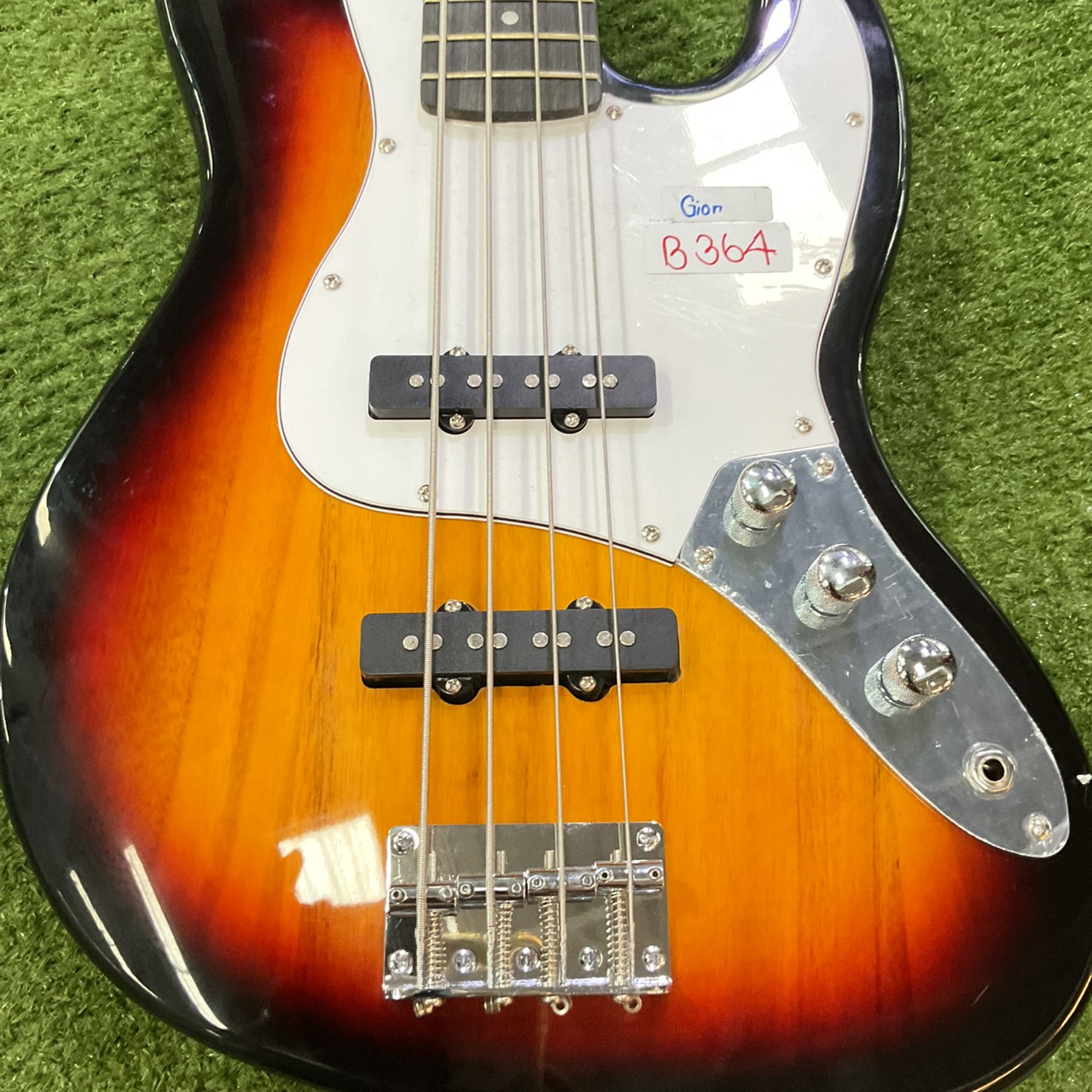 กีต้าร์เบส Sni jer (Gion)