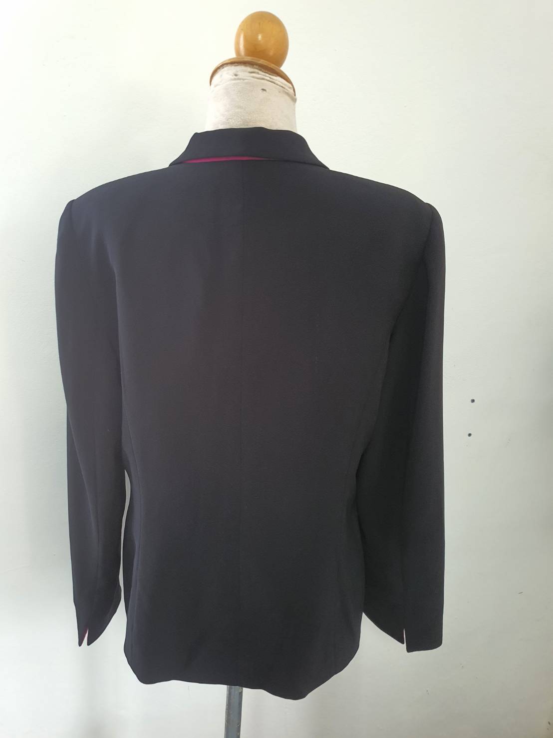 FF06021 เสื้อสูท สีดำ นำเข้า มือสอง Le Suit อก 40 นิ้ว