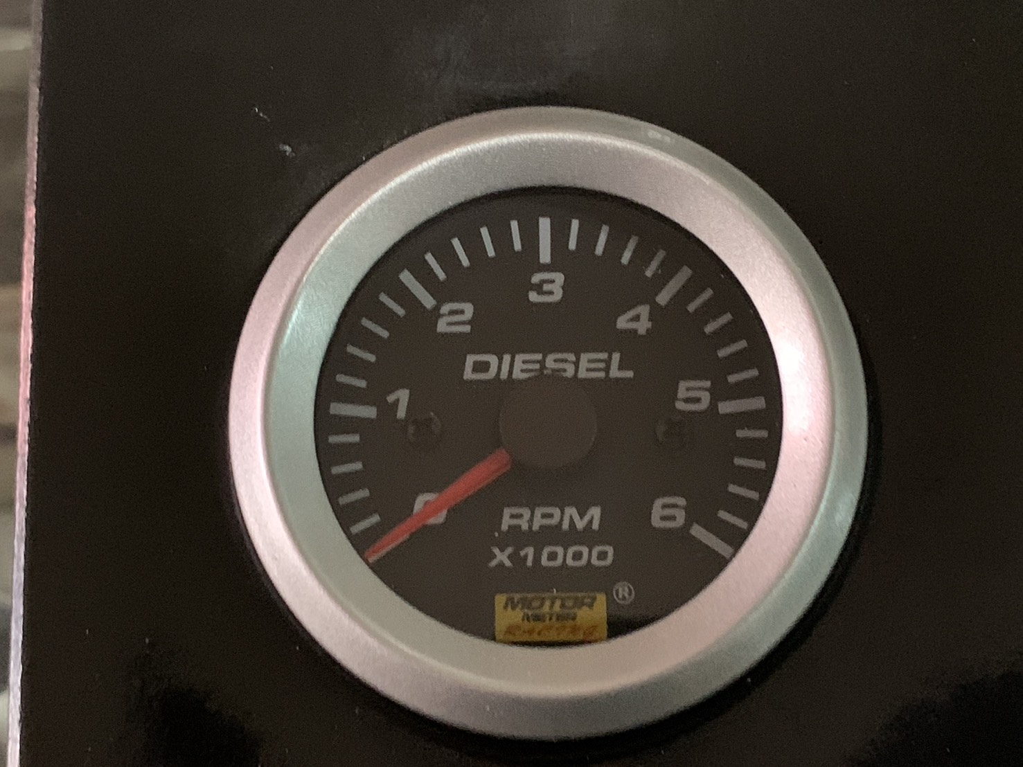 เกจ์วัดรอบดีเซล 2 นิ้ว 6000 RPM 12V ต่อกับไดชาร์ท