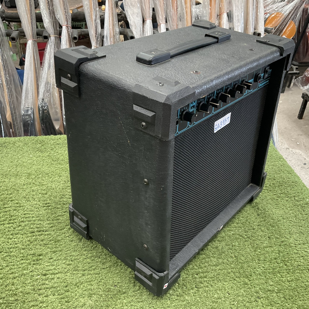 แอมป์กีต้าร์ Guyatone : SX-100