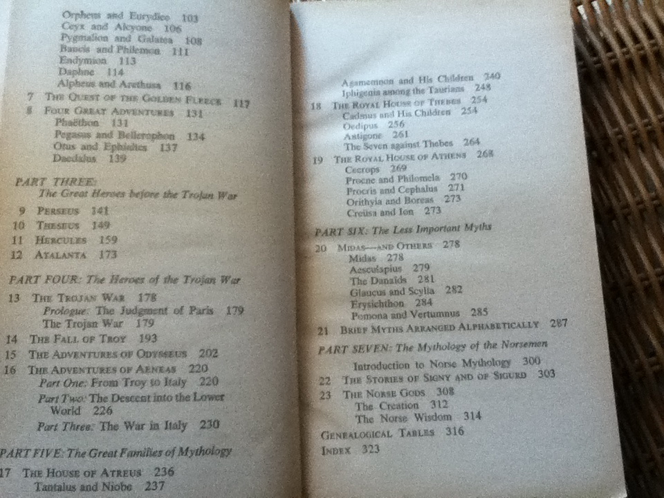 MYTHOLOGY: Timeless Tales of Gods and Heroes/ Edith Hamilton