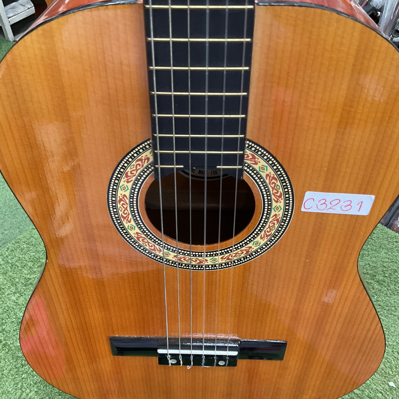 กีต้าร์คลาสสิค FUJI YAMA