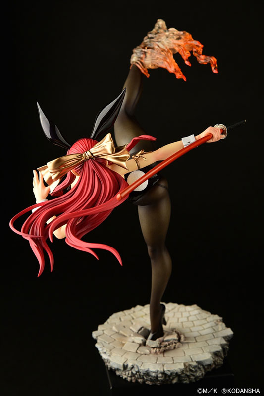 FAIRY TAIL Erza Scarlet High Kick ver. Black Bunny 1/6 Complete Figure(Pre-order)(Single Shipment)