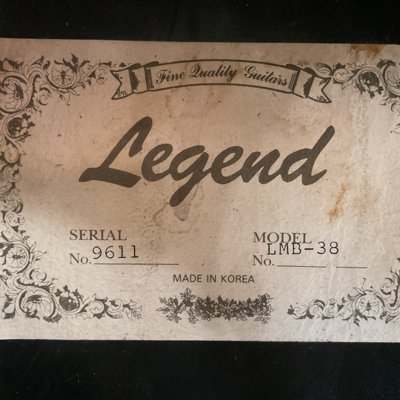 กีต้าร์โปร่งไฟฟ้า Legend : LMB-38