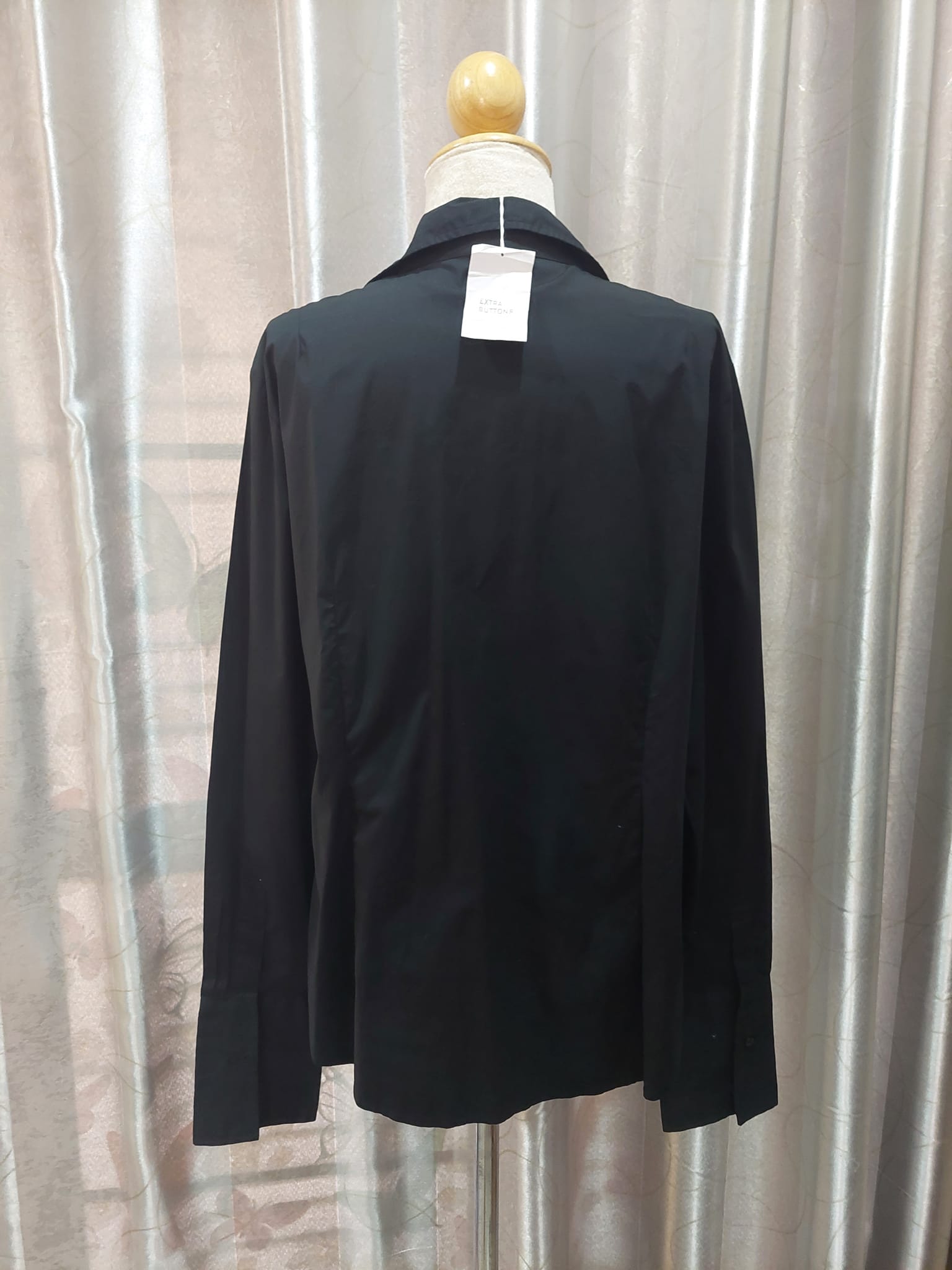 FF06002 ของใหม่ เสื้อเชิ้ต สีดำ แบรนด์ MODA INTERNATIONAL อก 45 นิ้ว