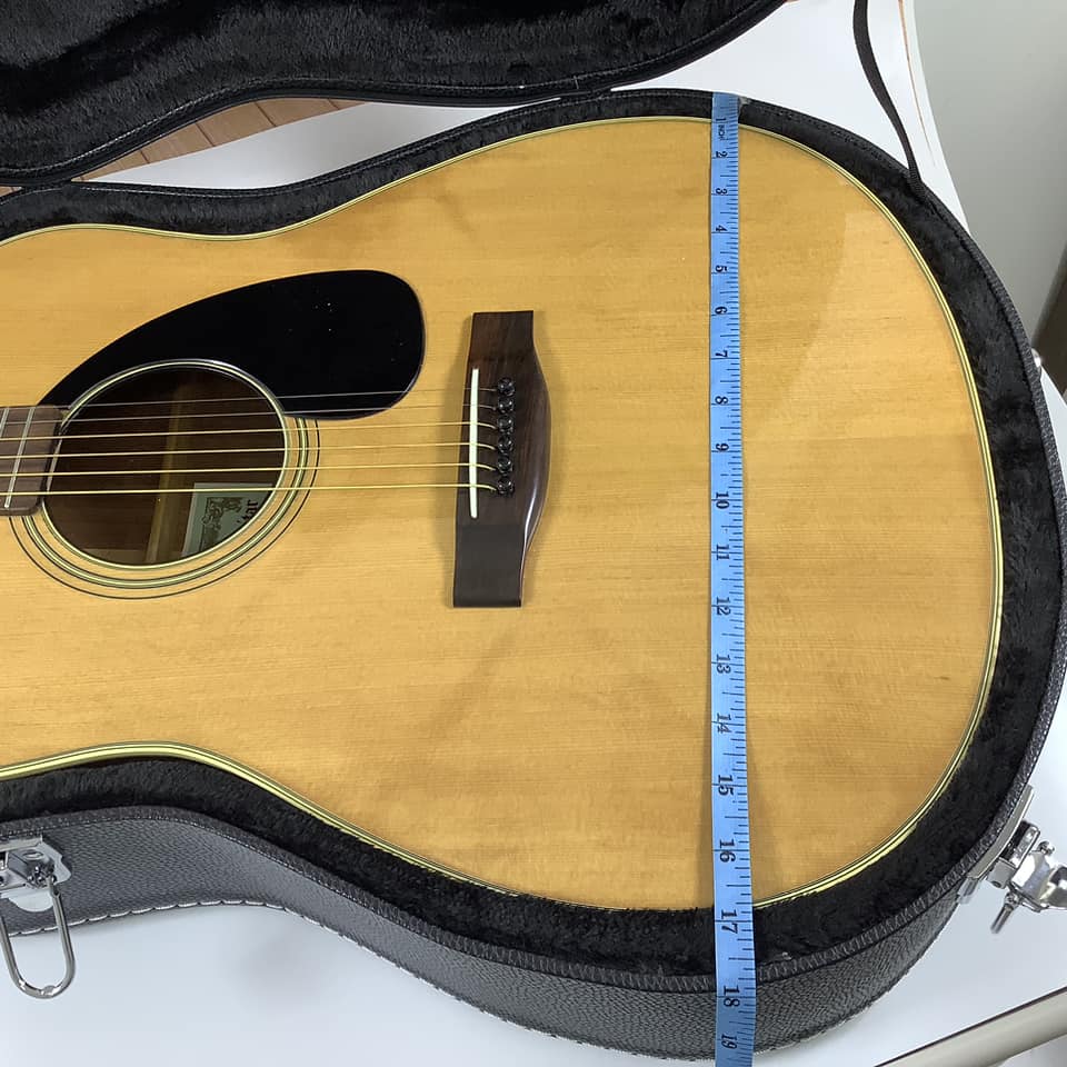 กล่องเคสกีต้าร์โปร่ง