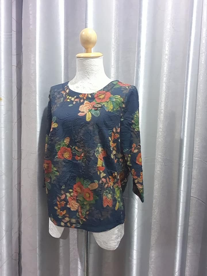 FF01809 เสื้อผ้ามือสอง ลายดอกไม้ สวยๆ อก free-39 นิ้ว