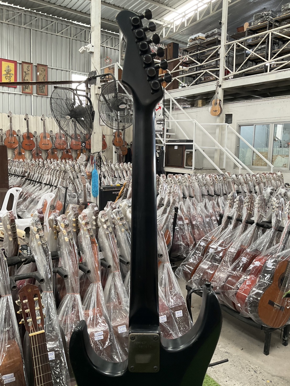 กีต้าร์ไฟฟ้า FERNANDES