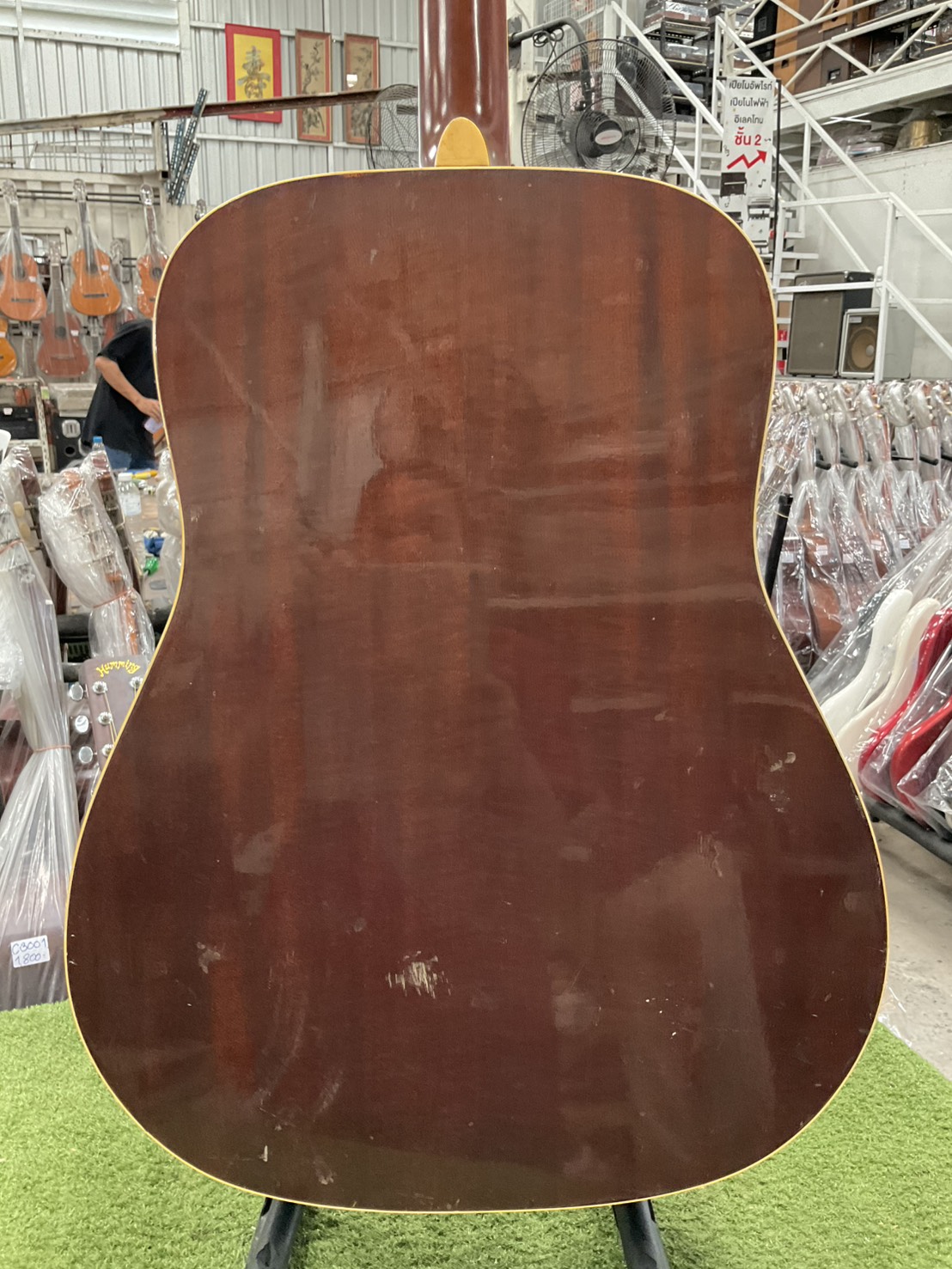 กีต้าร์โปร่ง YAMAHA : FG-200D