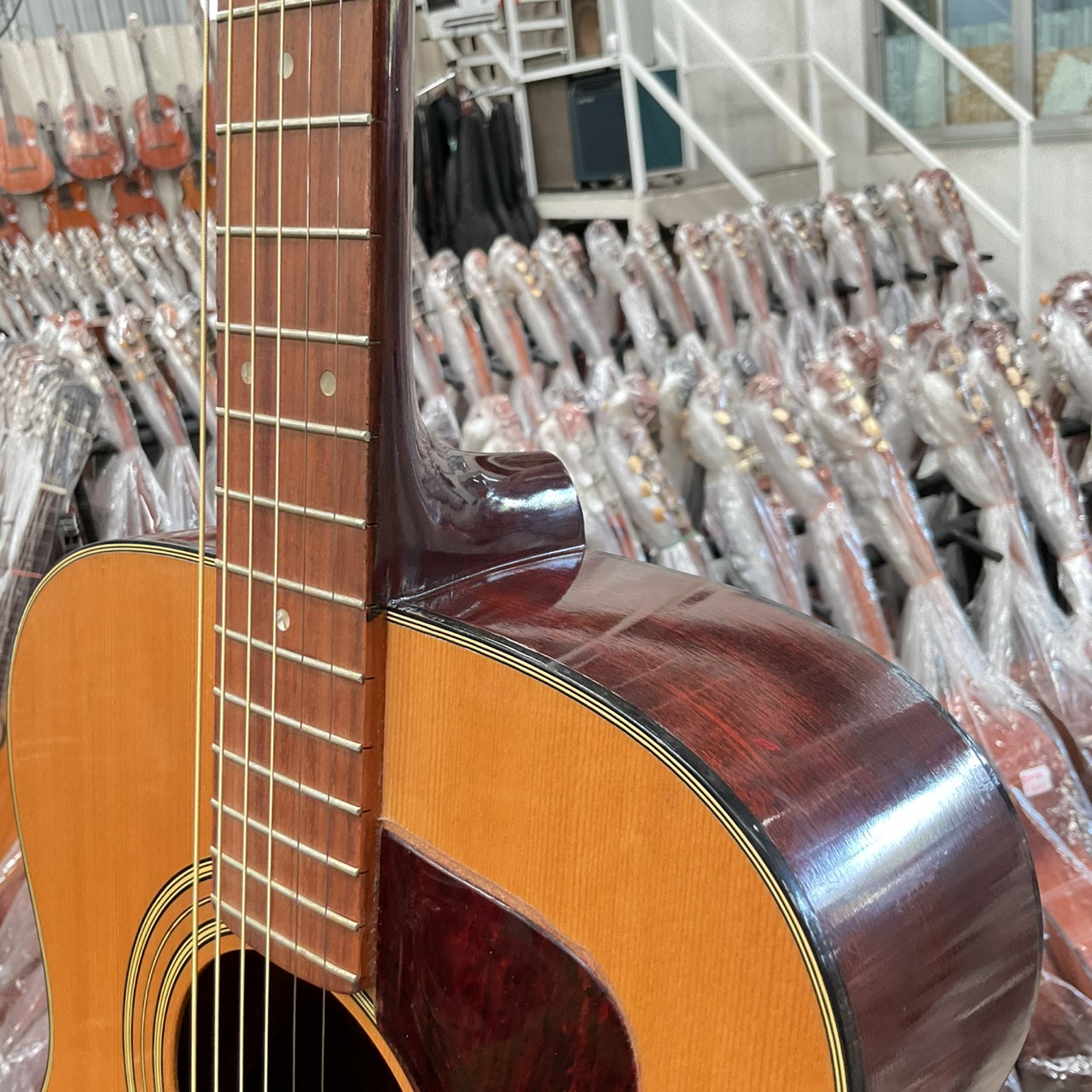 กีต้าร์โปร่ง YAHAMA : FG-130