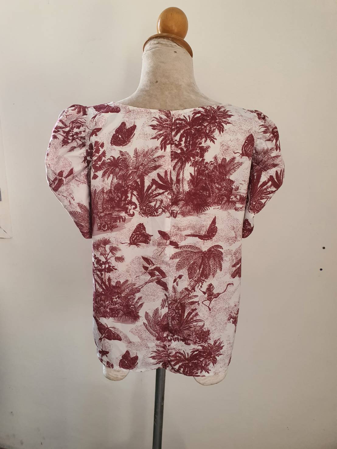 FF05935 เสื้อแฟชั่น มือสอง ลายผีเสื้อ อก 40 นิ้ว