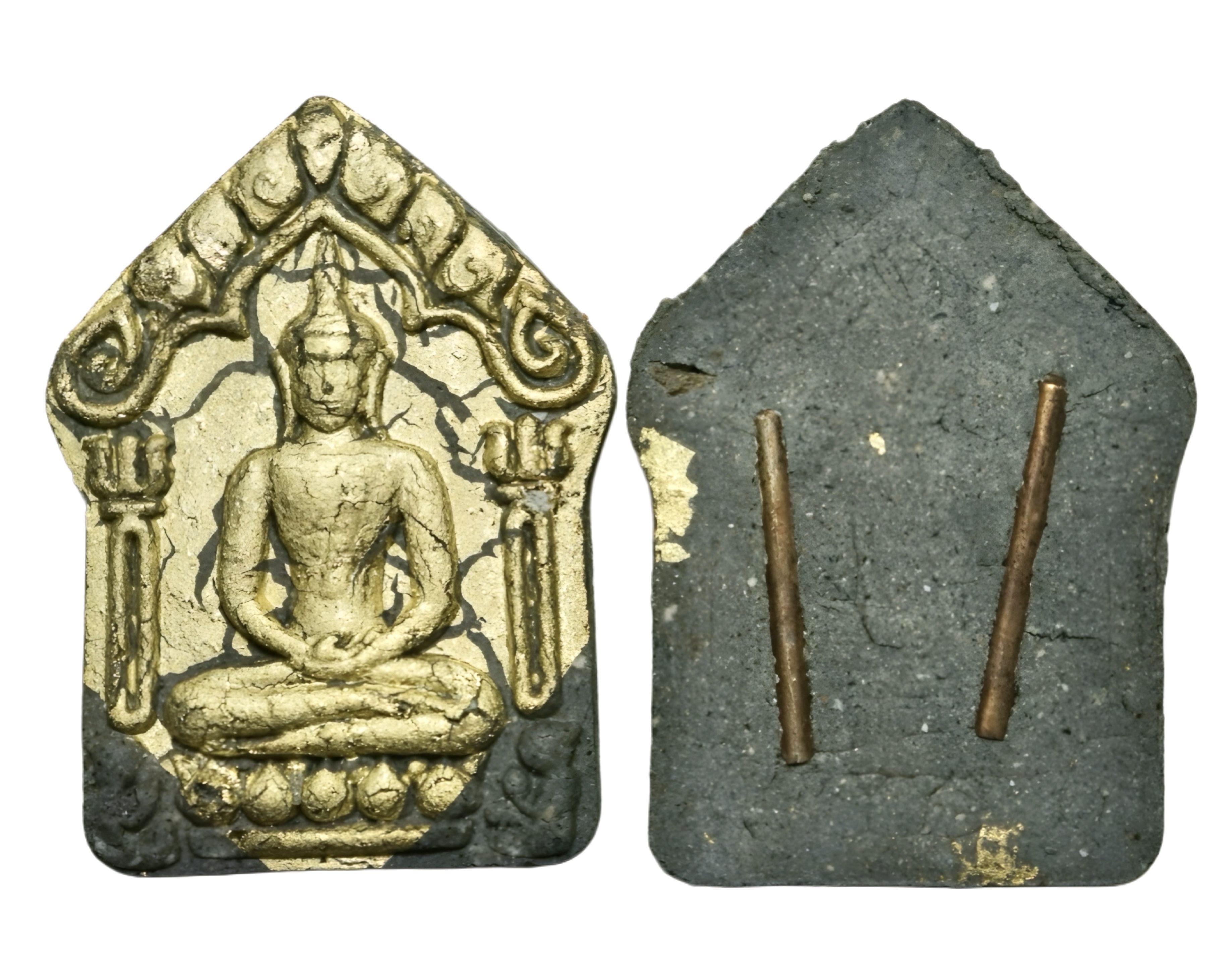 พระขุนแผนผงพิเศษ (รุ่น:เสาร์๕เดือน๕,พิมพ์ใหญ่,ปิดทอง,ตะกรุด2ดอก) Mystic Powder Khun Phaen. (series:Saturday 5/5,large-sized,gold-leaf-gilded,embedded with 2 Takruts) SKU-03852