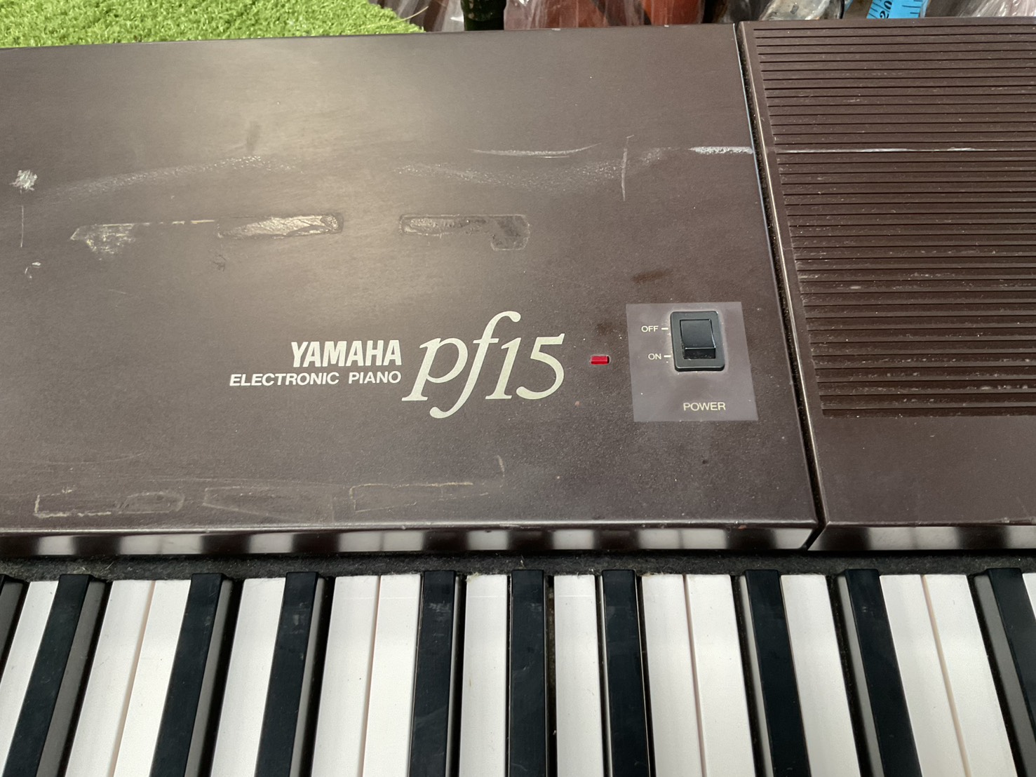 เปียโน YAMAHA : PF15