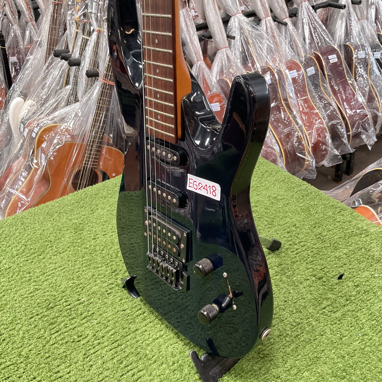 กีต้าร์ไฟฟ้า Aria Pro II : MAGNA