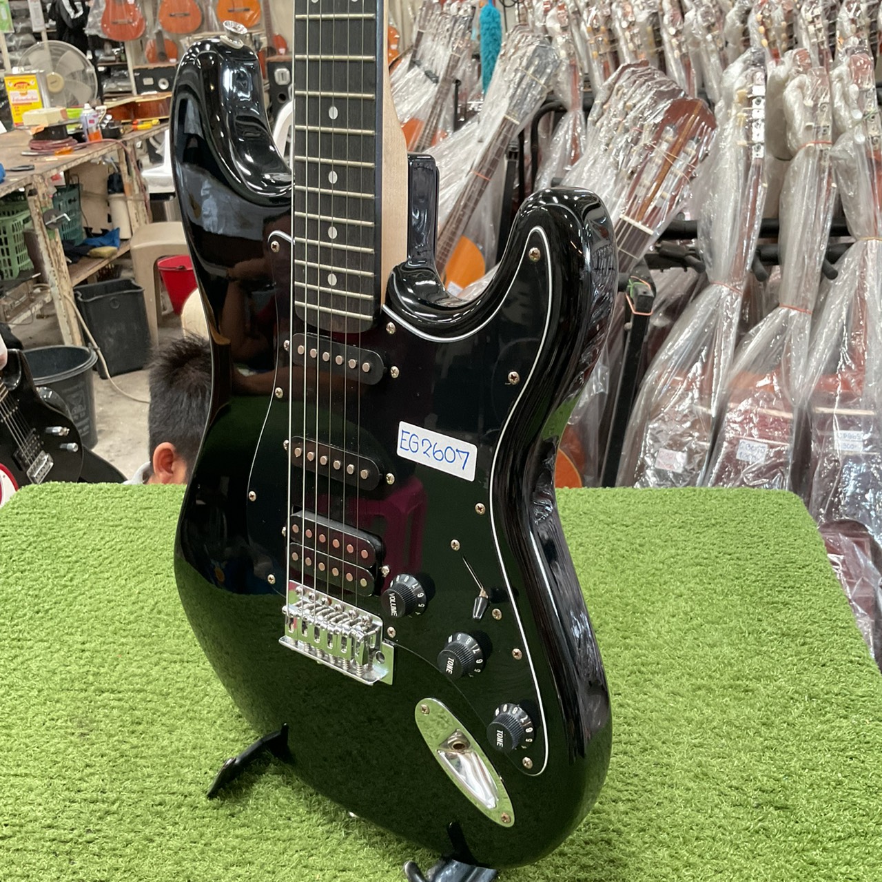 กีต้าร์ไฟฟ้า SELDER