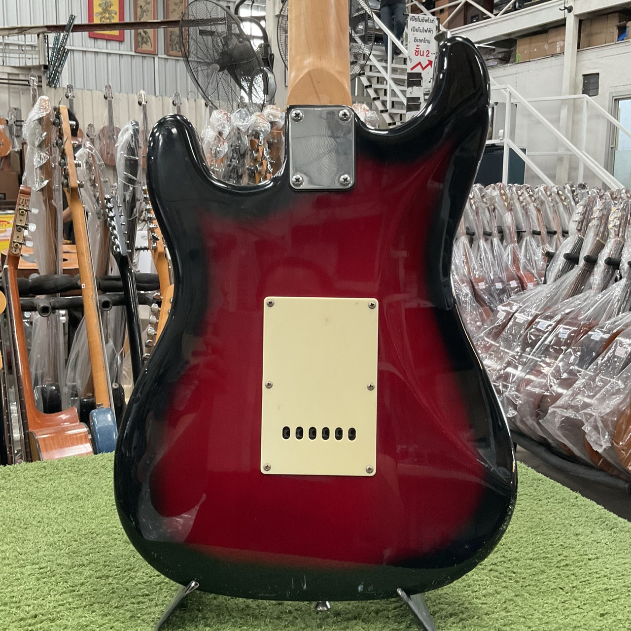 กีต้าร์ไฟฟ้า SELDER