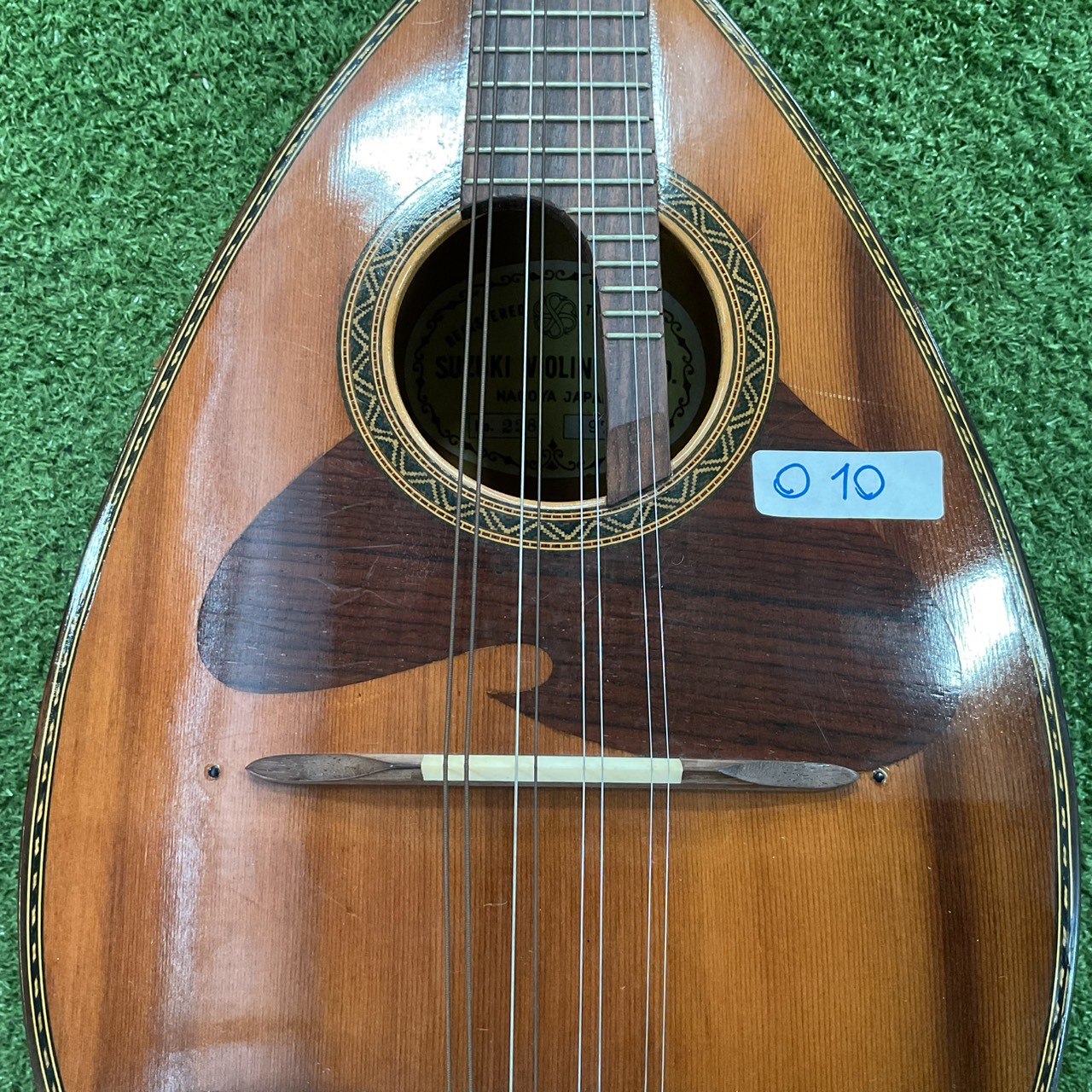 แมนโดลิน SUZUKI : No.228