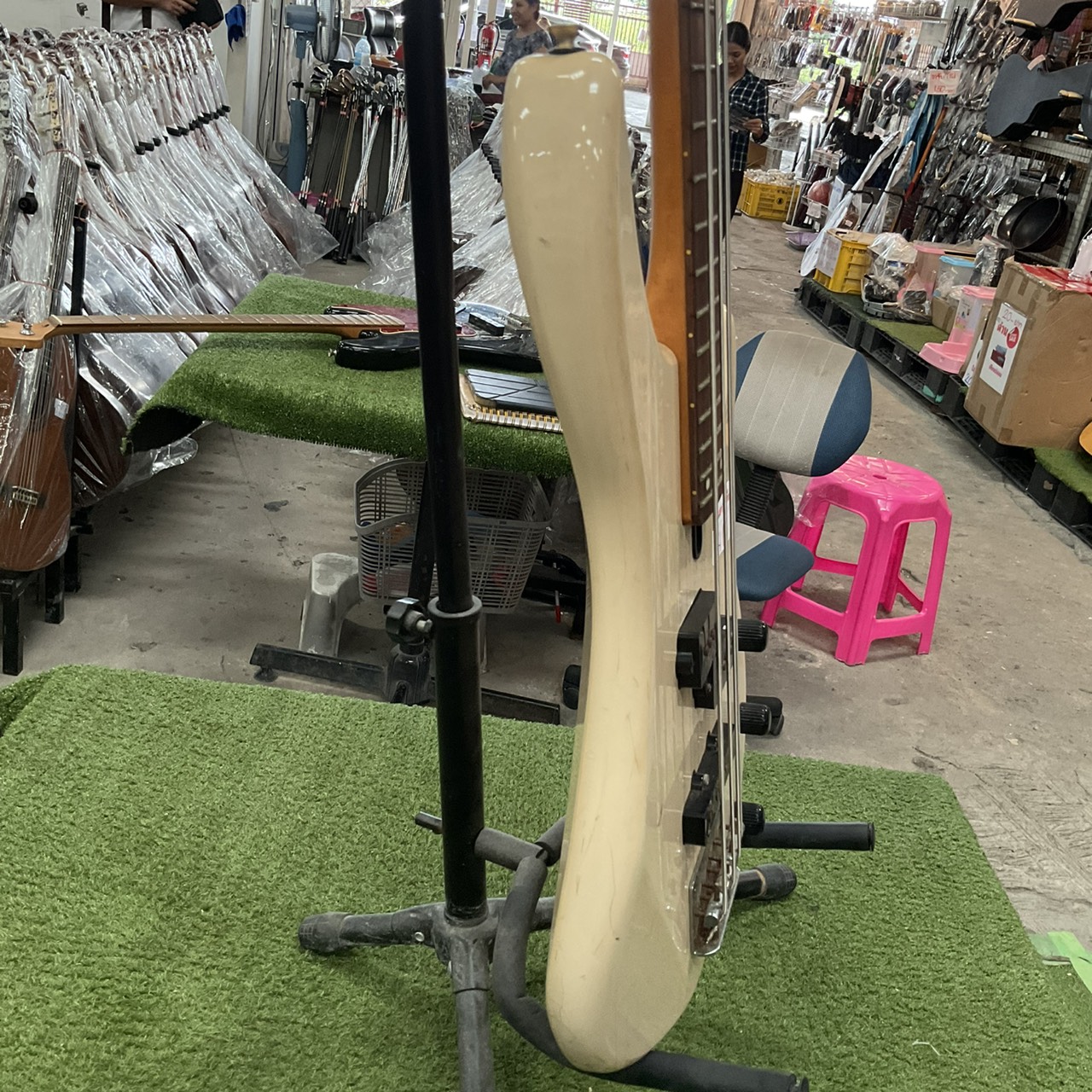 กีต้าร์เบส YAMAHA : RBX MS200