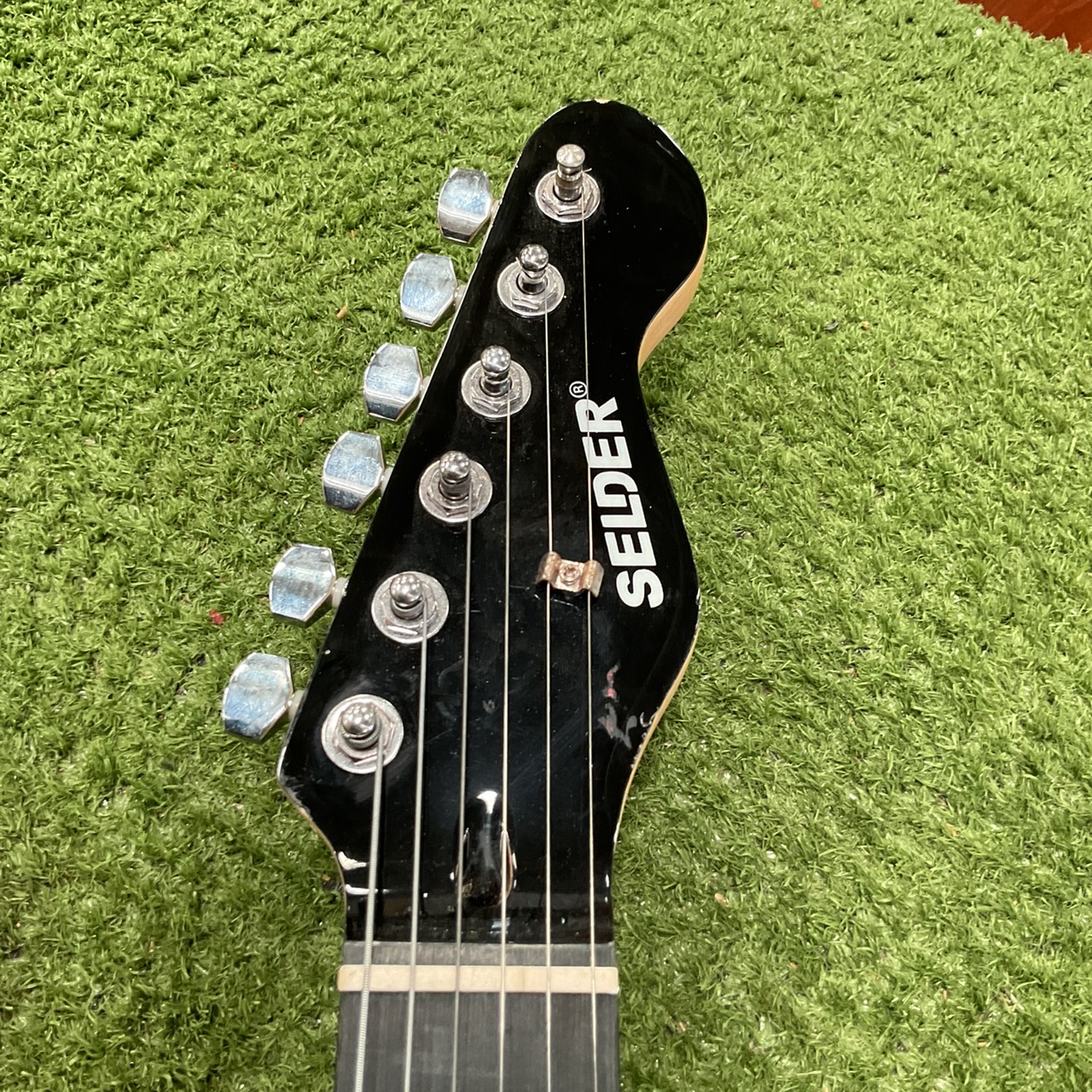 กีต้าร์ไฟฟ้า SELDER