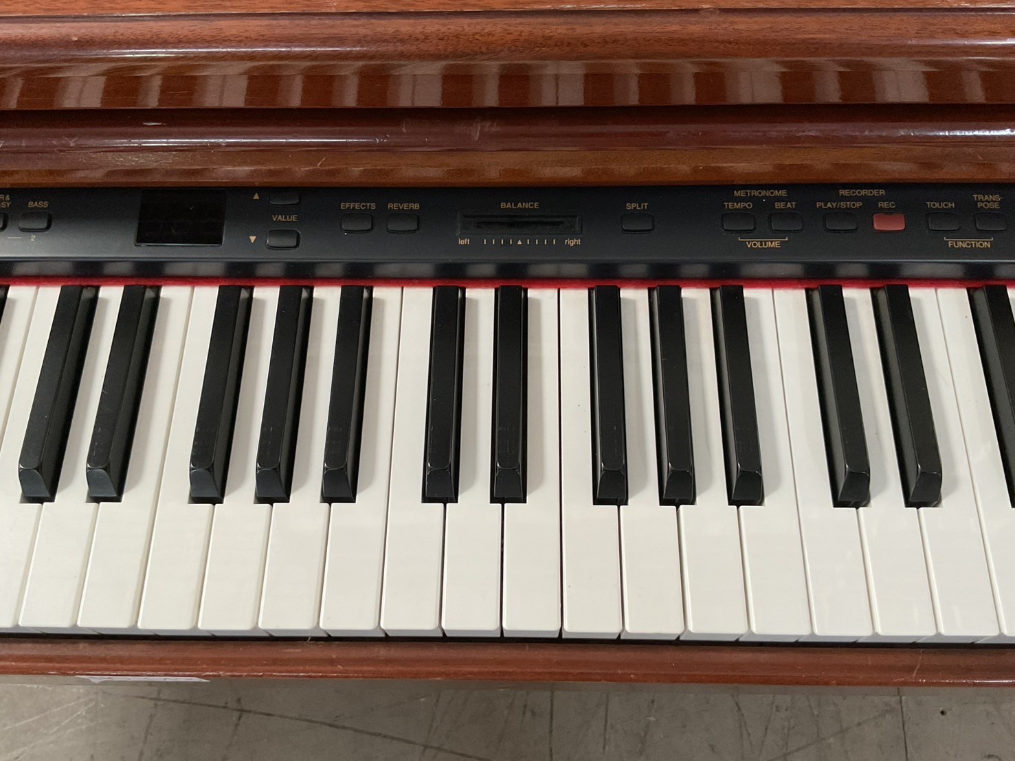 เปียโน KAWAI : PN 3