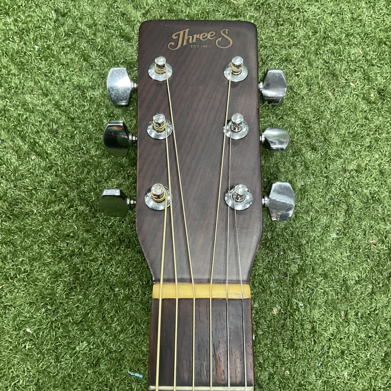 กีต้าร์โปร่ง Three S : W-150