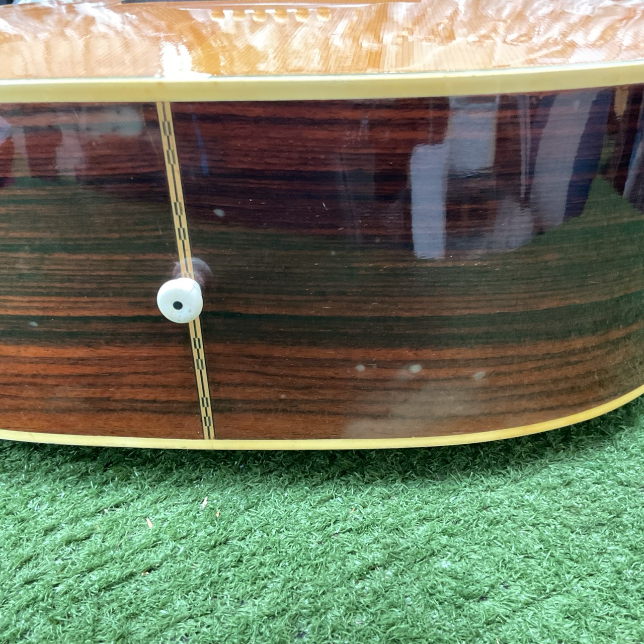 กีต้าร์โปร่ง Morales : LYRE BIRD