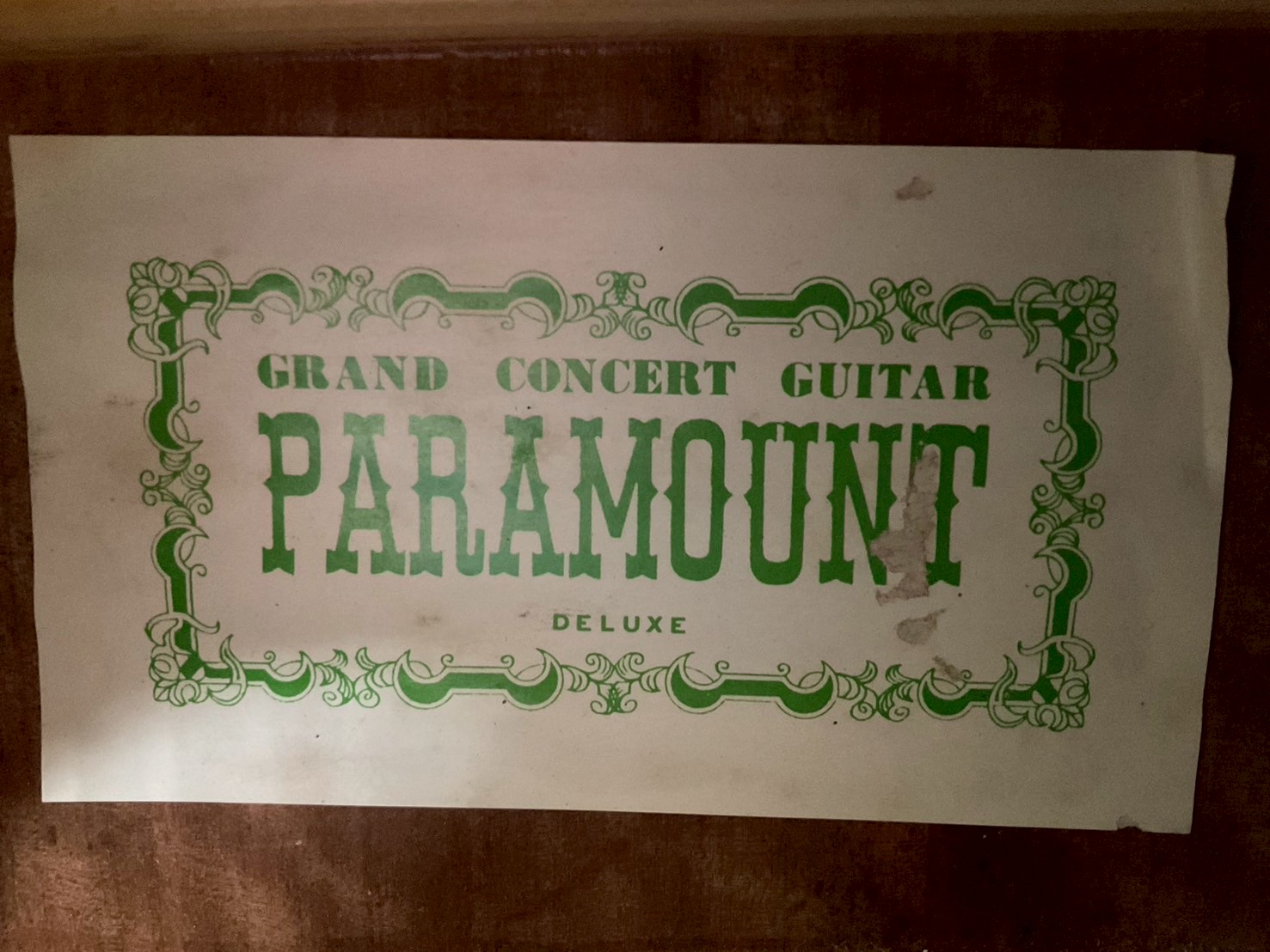 กีต้าร์คลาสสิค PARAMOUNT : GRAND CONCERT