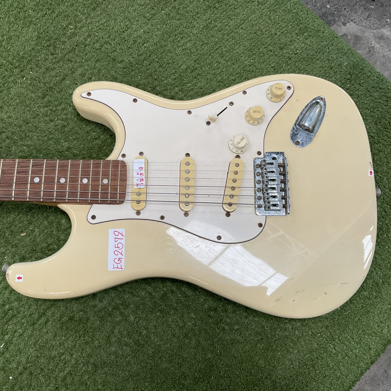 กีต้าร์ไฟฟ้า SELDER