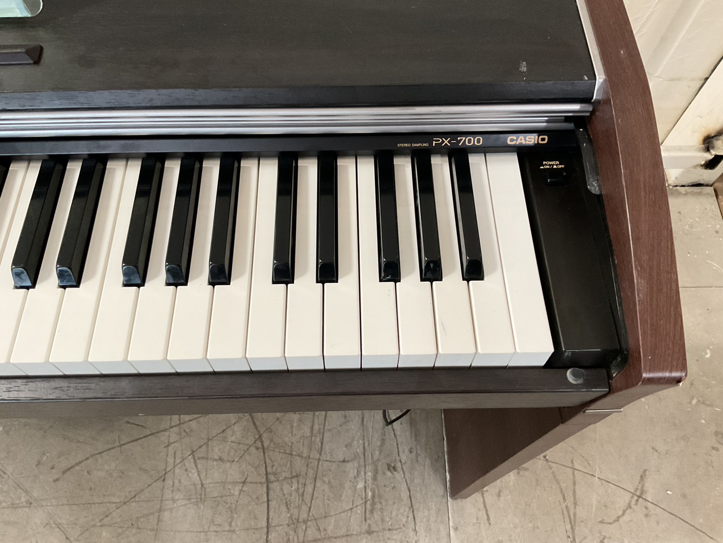 เปียโน CASIO : PX-700