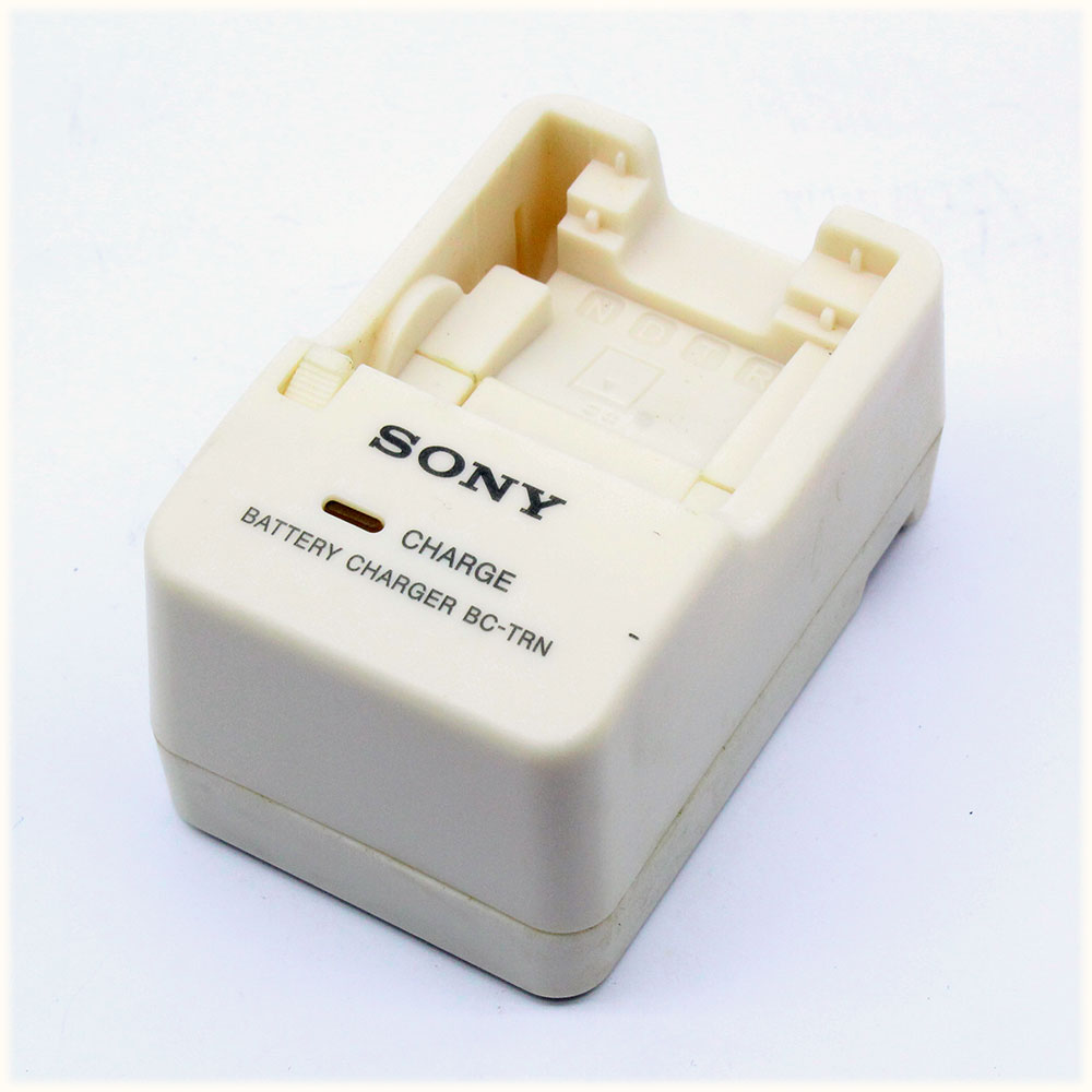 แท่นชาร์จแบต Sony รุ่น BC-TRN ( FT /BD /BN /BG /FR )