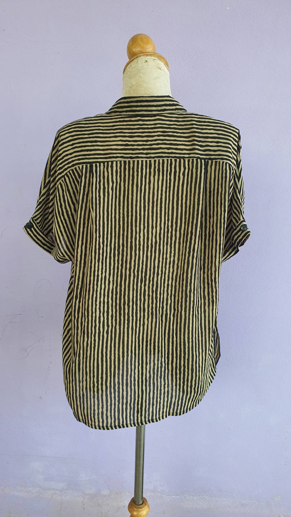 FF02698 เสื้อชีฟอง ลายทาง มือสอง อก free-45 นิ้ว