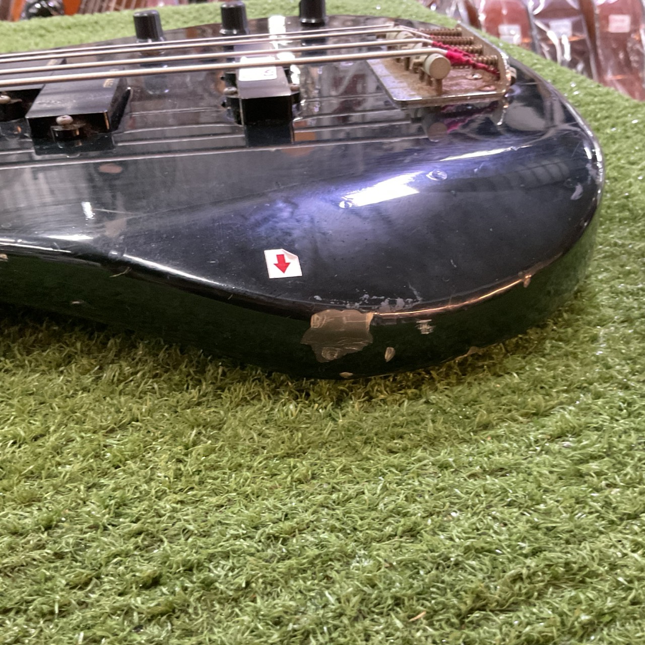 กีต้าร์เบส FERNANDES