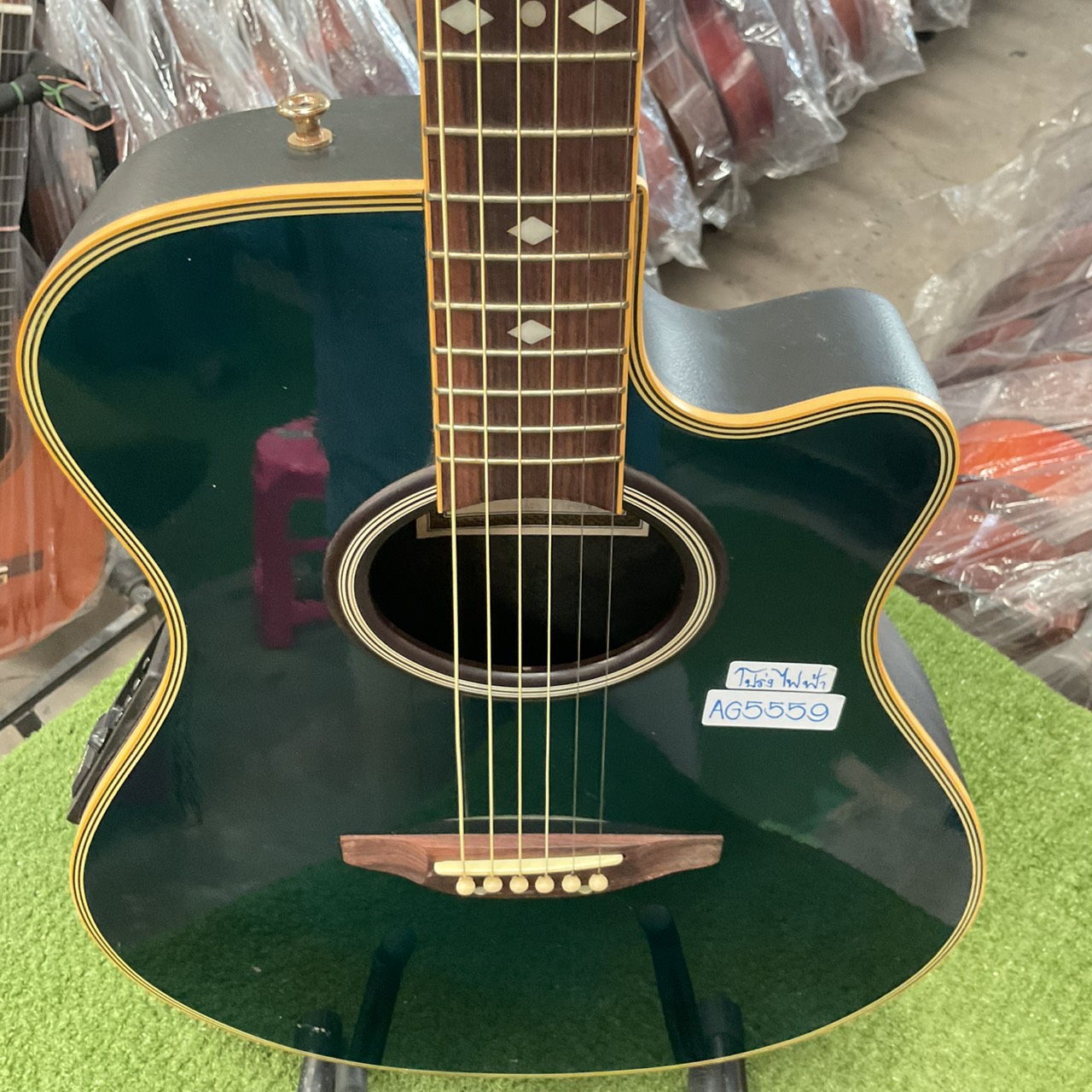 กีต้าร์โปร่งไฟฟ้า Mavis : MX-320