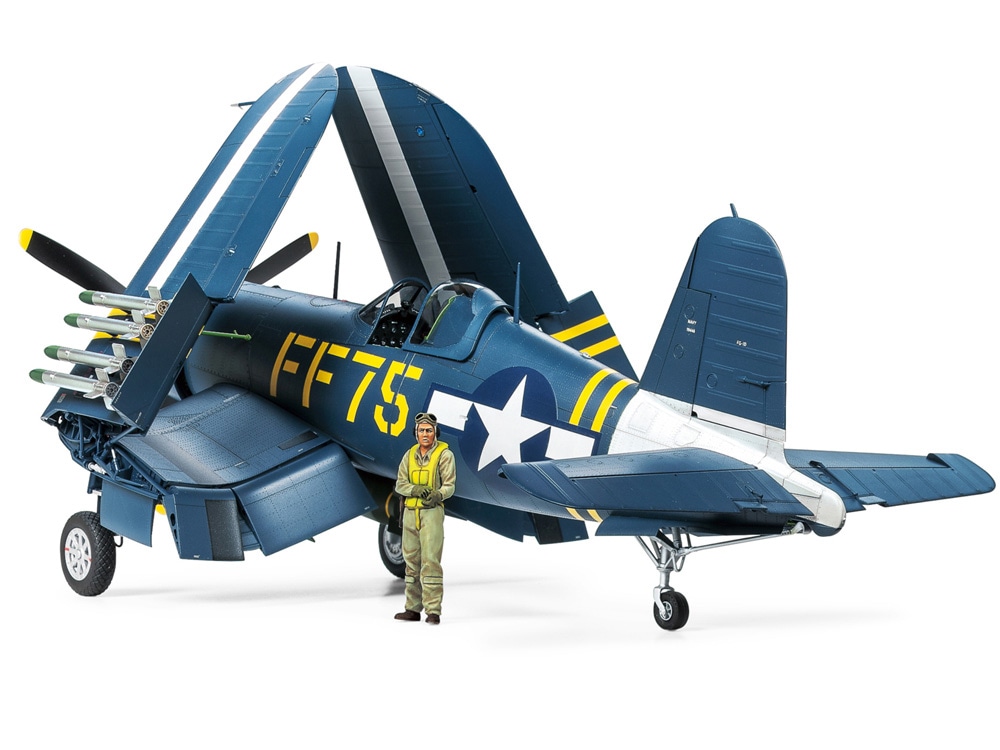 โมเดลเครื่องบิน Tamiya ขนาด 1/32 TA60327 Vought F4U-1D Corsair