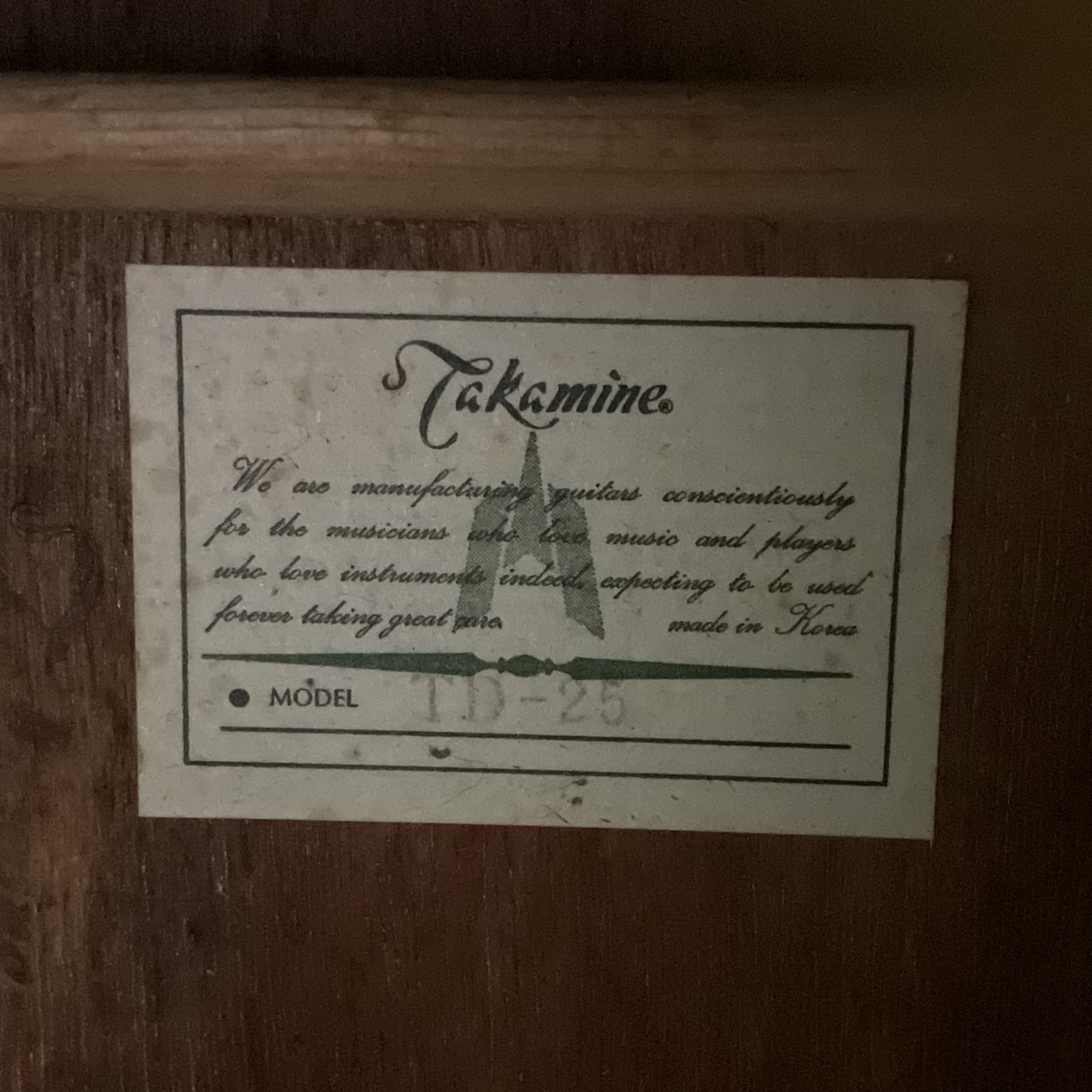 กีต้าร์โปร่ง Takamine : TD-25