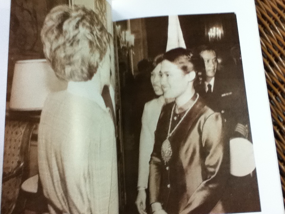 เล่าเรื่องเมืองฝรั่ง พระราชนิพนธ์ ในสมเด็จพระเทพรัตนราชสุดา สยามบรมราชกุมารี