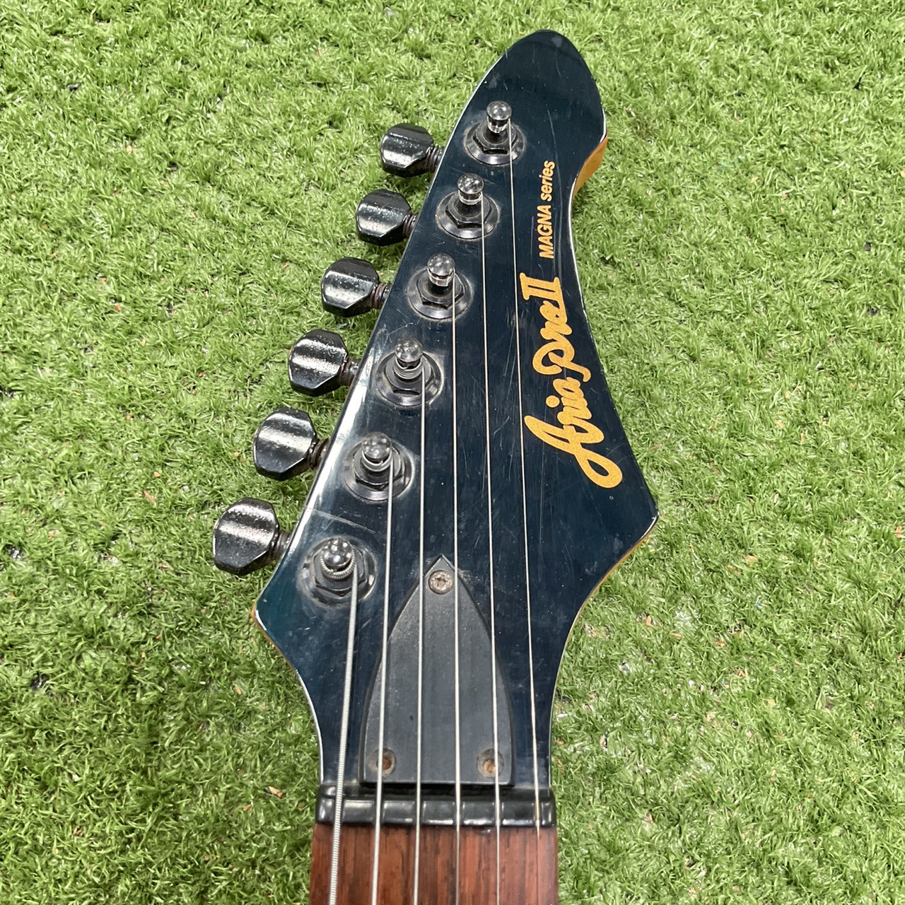 กีต้าร์ไฟฟ้า Aria Pro II : MAGNA