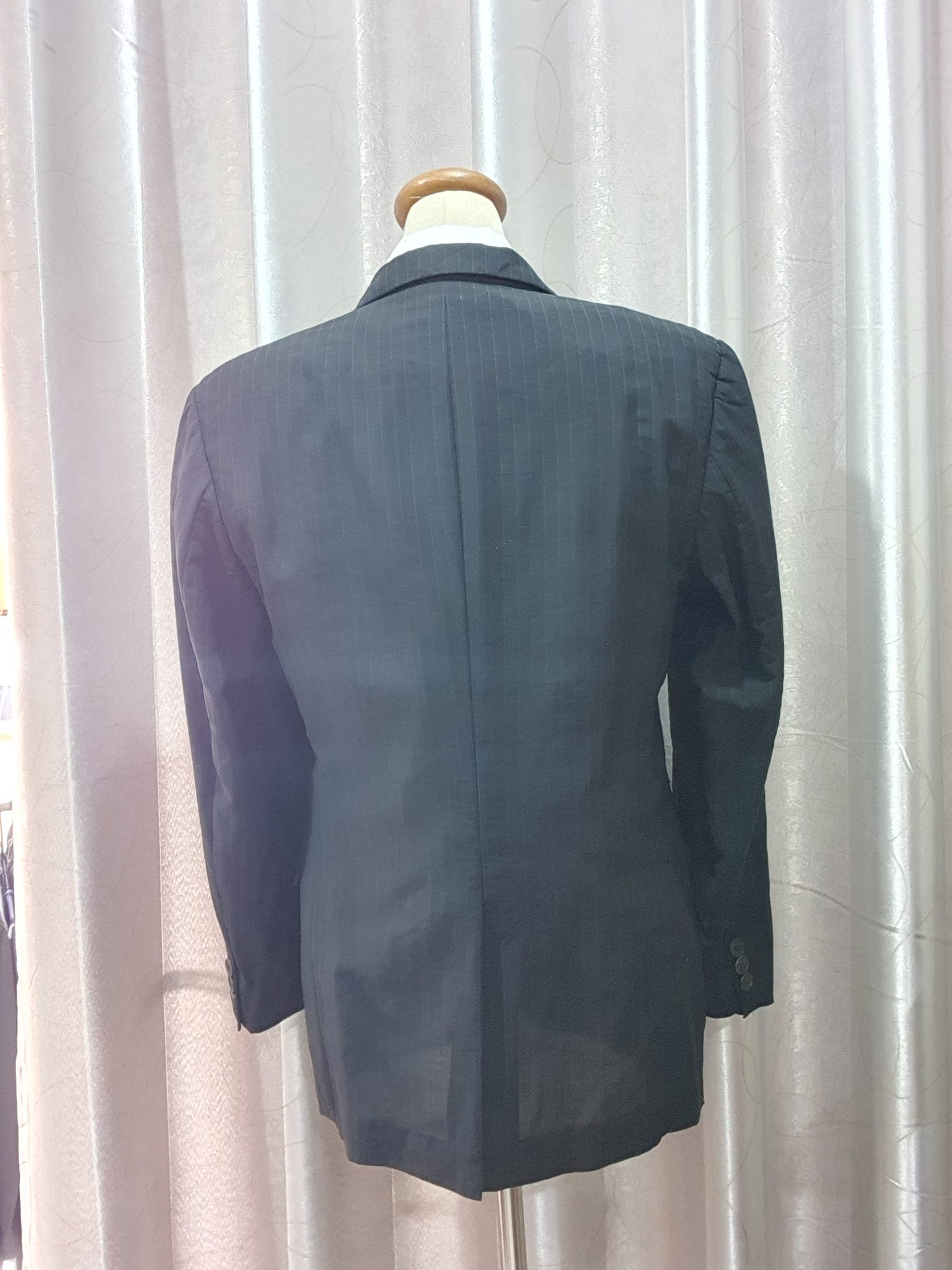 SUIT C0017 เสื้อสูท มือสอง สีดำลาย sieg อก 40 นิ้ว